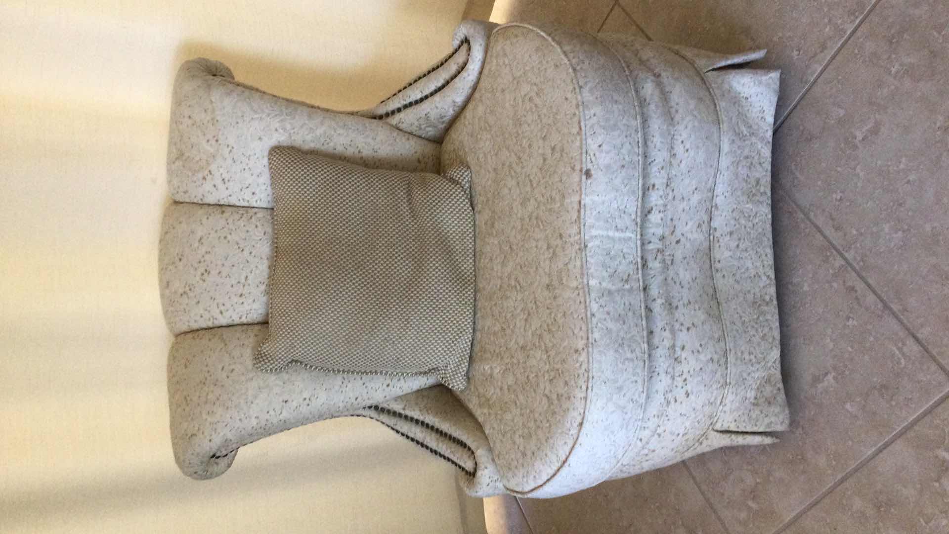 Photo 1 of UPHOLSTERED SIDE CHAIR W/ NAILHEAD TRIM & THROW PILLOW