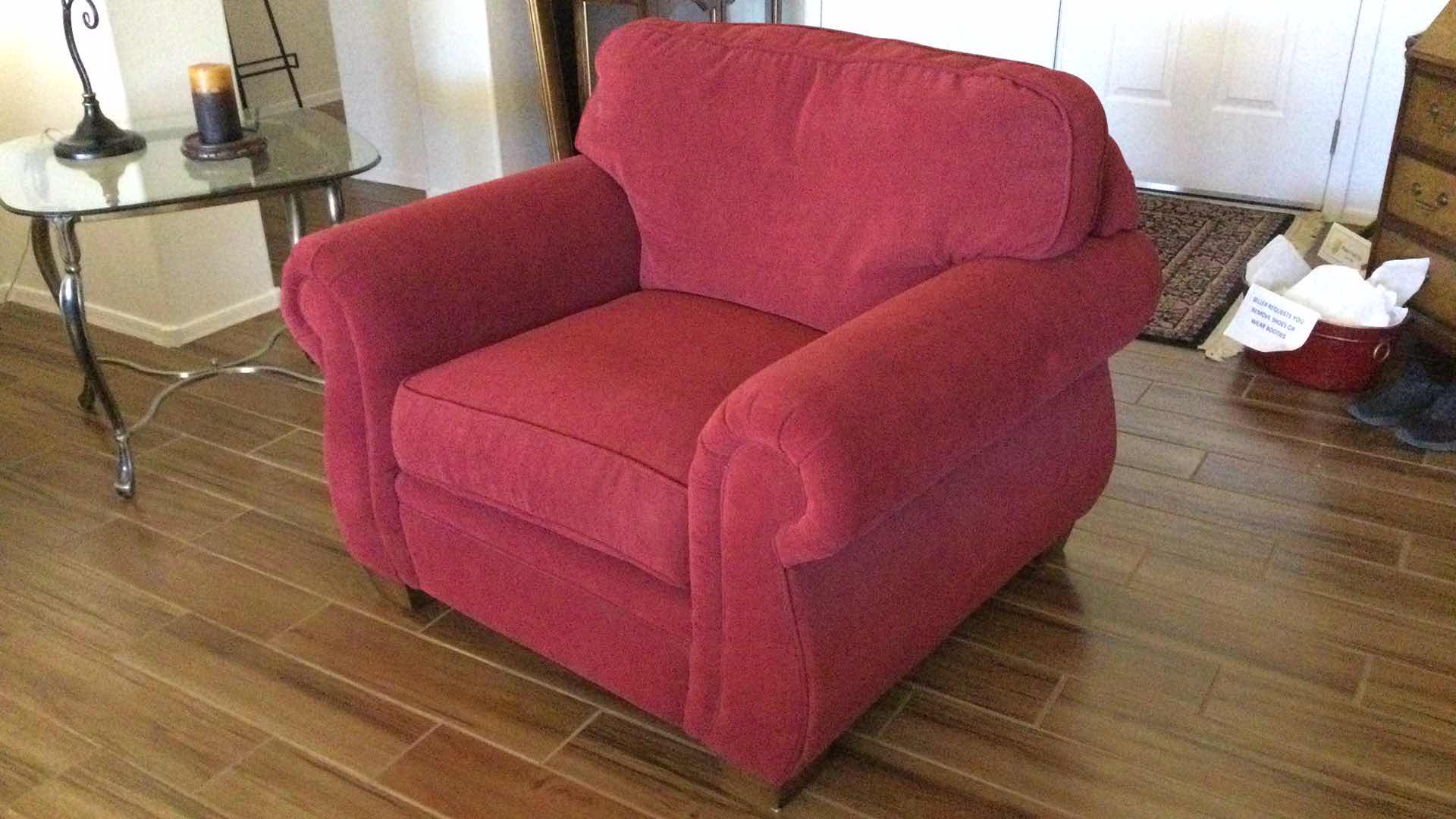 Photo 3 of SCARLET UPHOLSTERED OVERSIZED ARM CHAIR