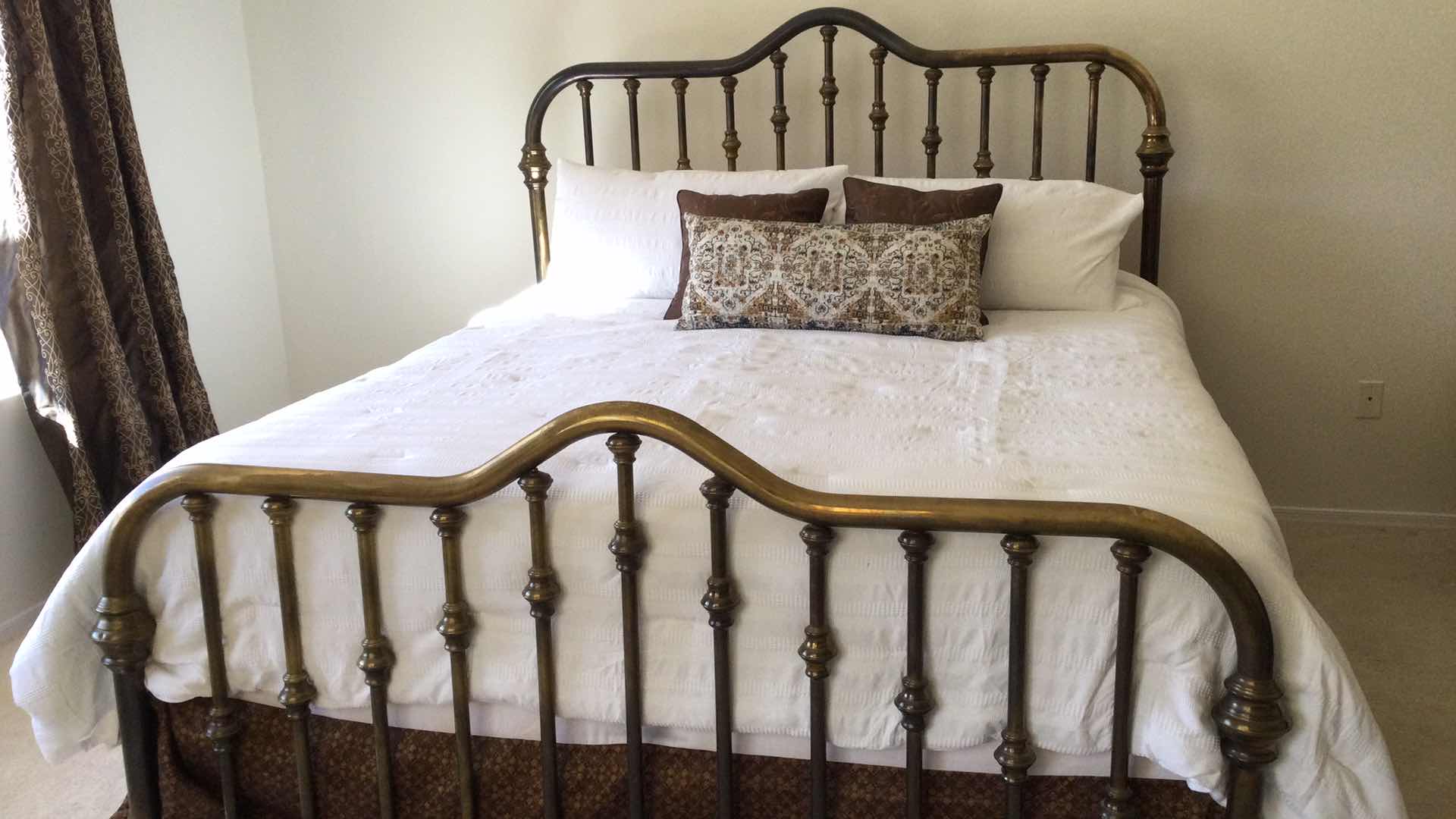 Photo 1 of KING SIZE BRASS HEAD & FOOTBOARDS W/ STEARNS & FOSTER DEEP POCKET MATTRESS & SPLIT BOX SPRINGS ON RAILS (BEDDING INCL.)