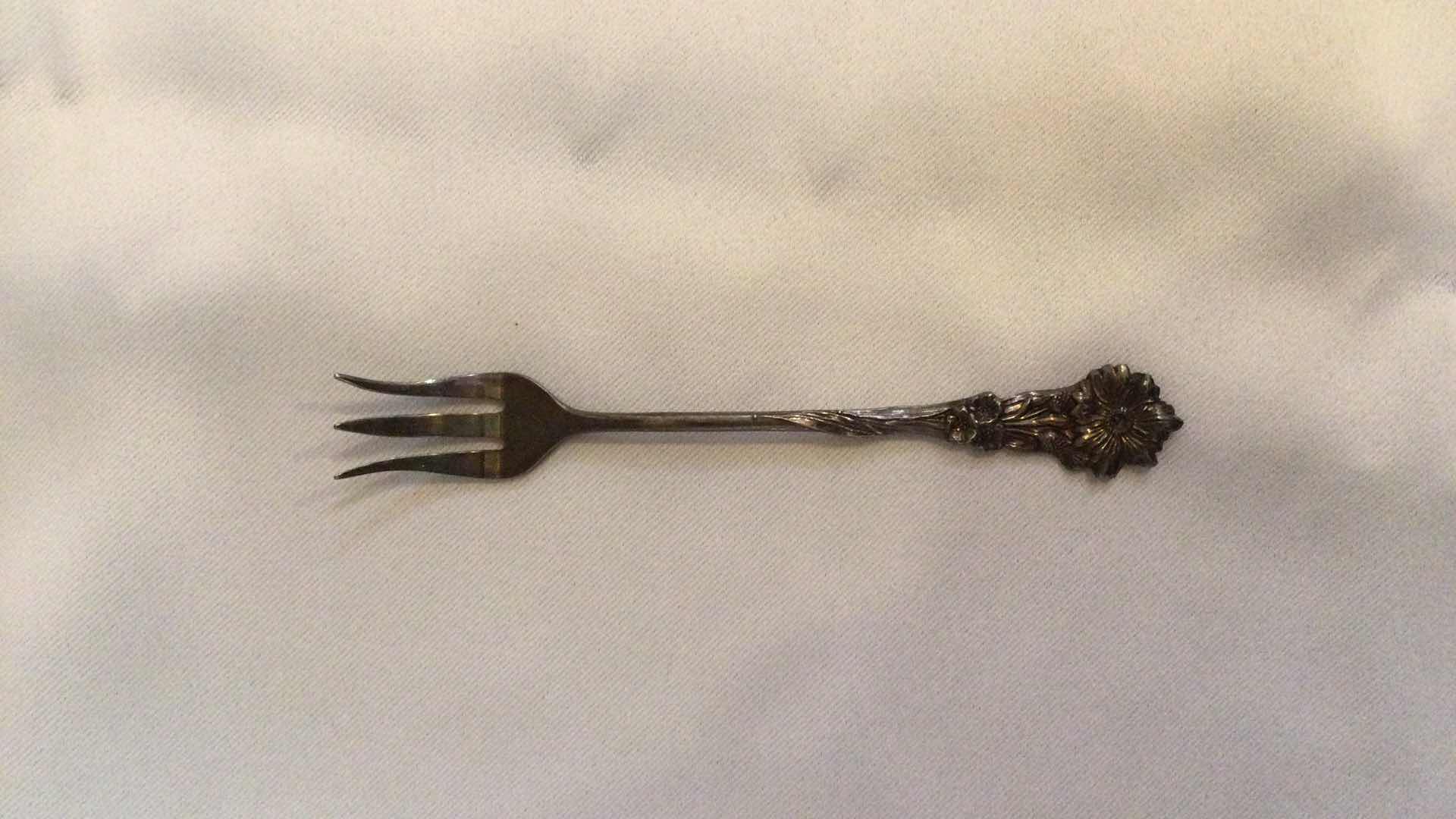 Photo 4 of VINTAGE BARTON & REED SERVING PIECES