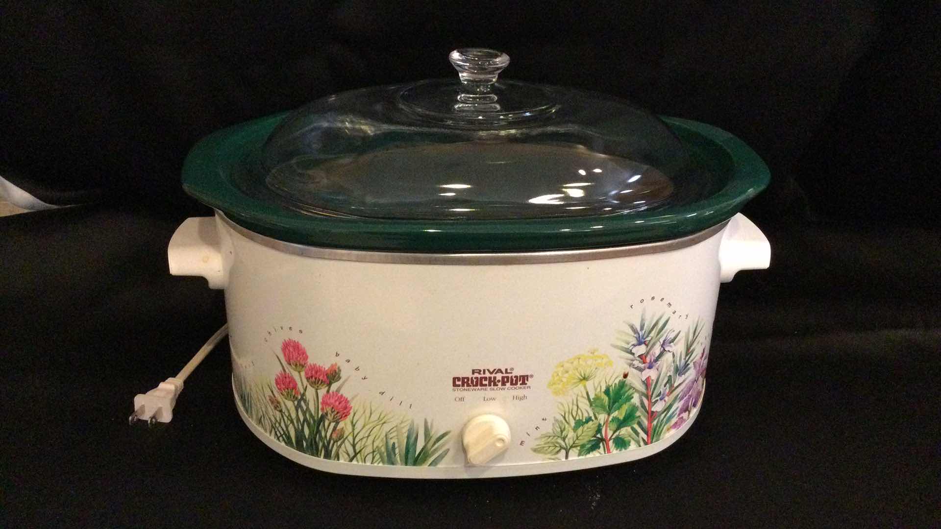 Photo 1 of RIVAL CROCKPOT W/ CUISINART FOOD CHOPPER (TESTED)