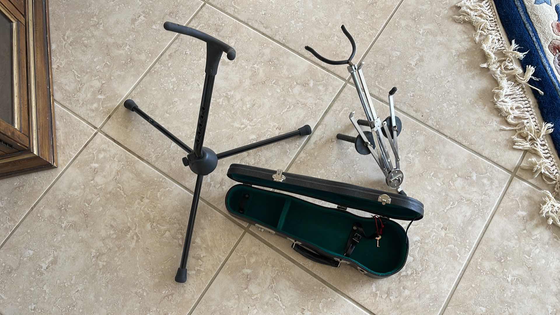 Photo 1 of MUSICAL EQUIPMENT