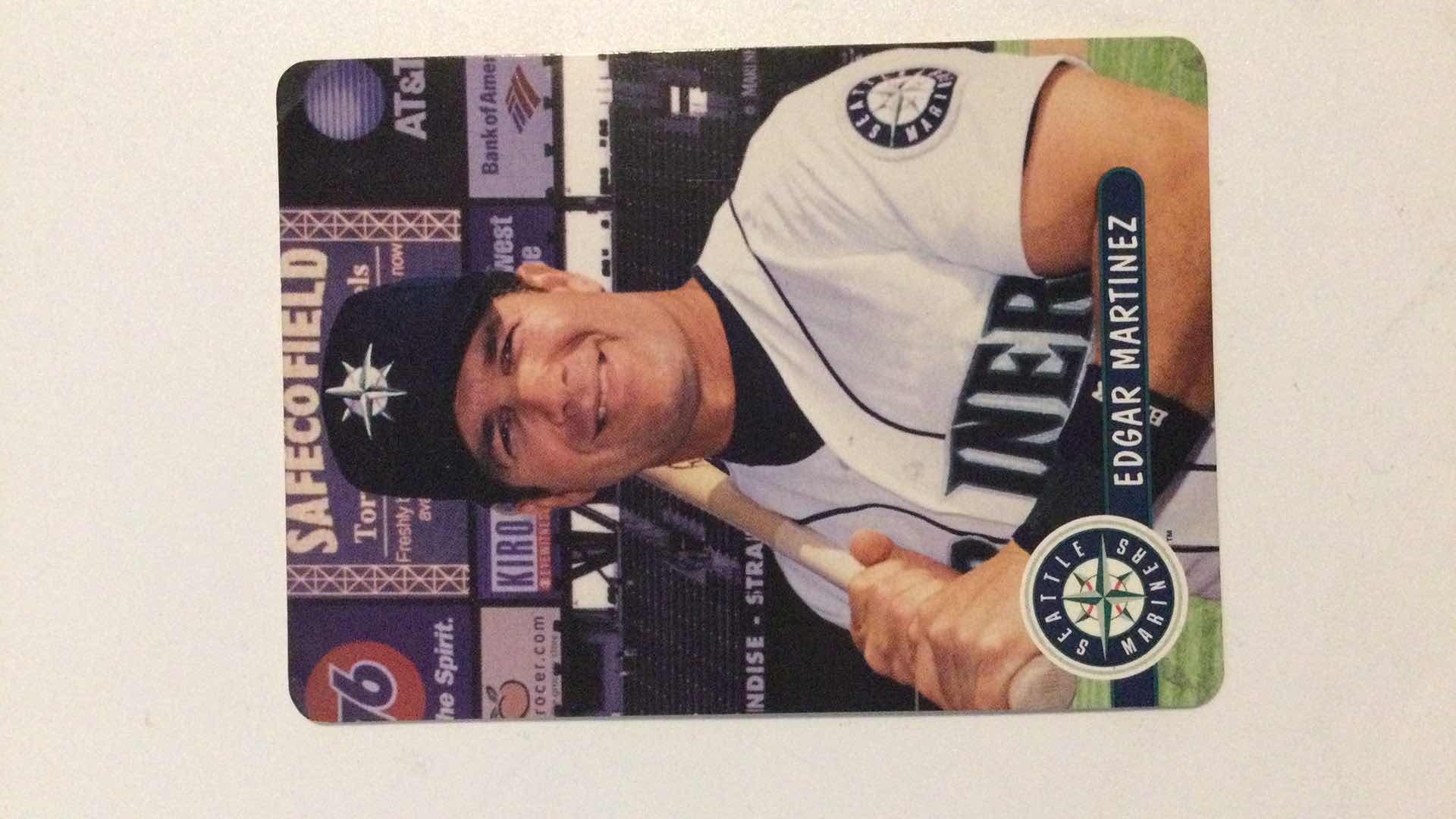 Photo 1 of 2001 KEEBLER SEATTLE MARINERS STADIUM GIVEAWAY EDGAR MARTINEZ #2 (2-CARDS)