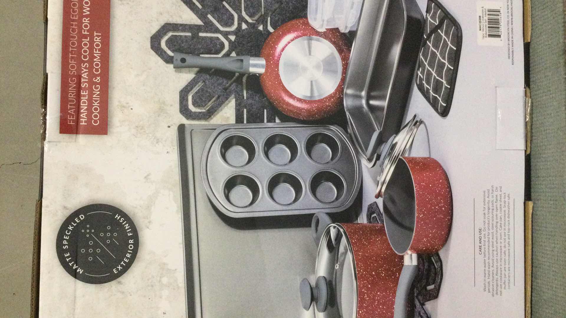 Photo 1 of NEW BKLYN VENUS COLLECTION 16PC NON-STICK COOK & BAKEWARE SET