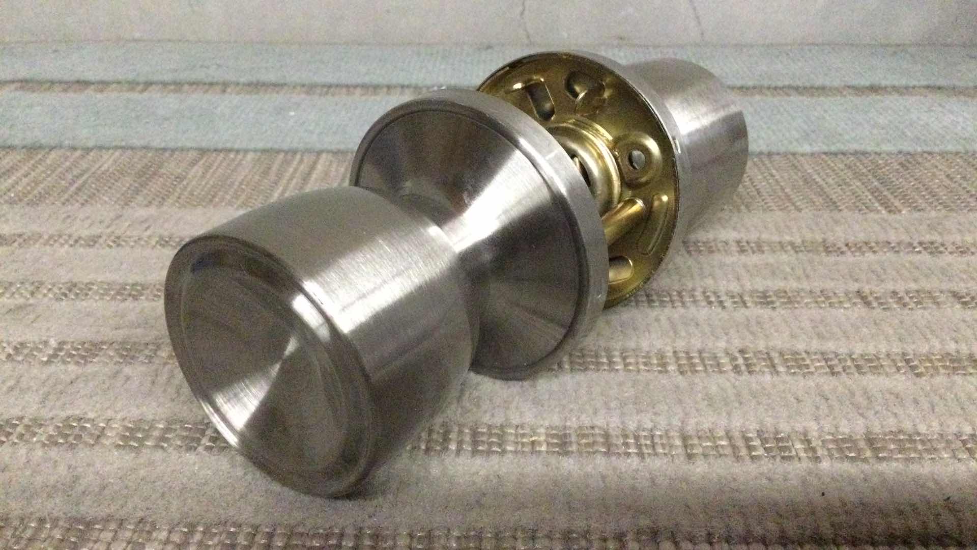 Photo 3 of NEW INTERIOR NON-LOCKING DOOR KNOB DL591SNPS BRUSHED NICKEL FINISH