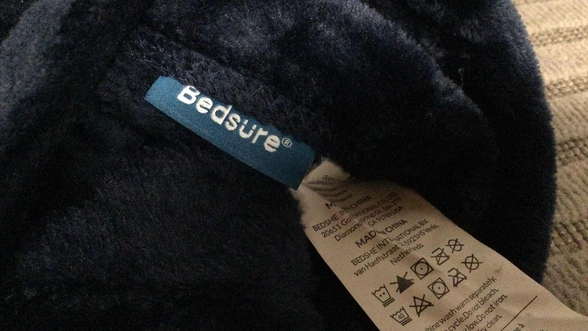 Photo 1 of BEDSURE PLUSH BLUE THROW BLANKET 50” X 60”