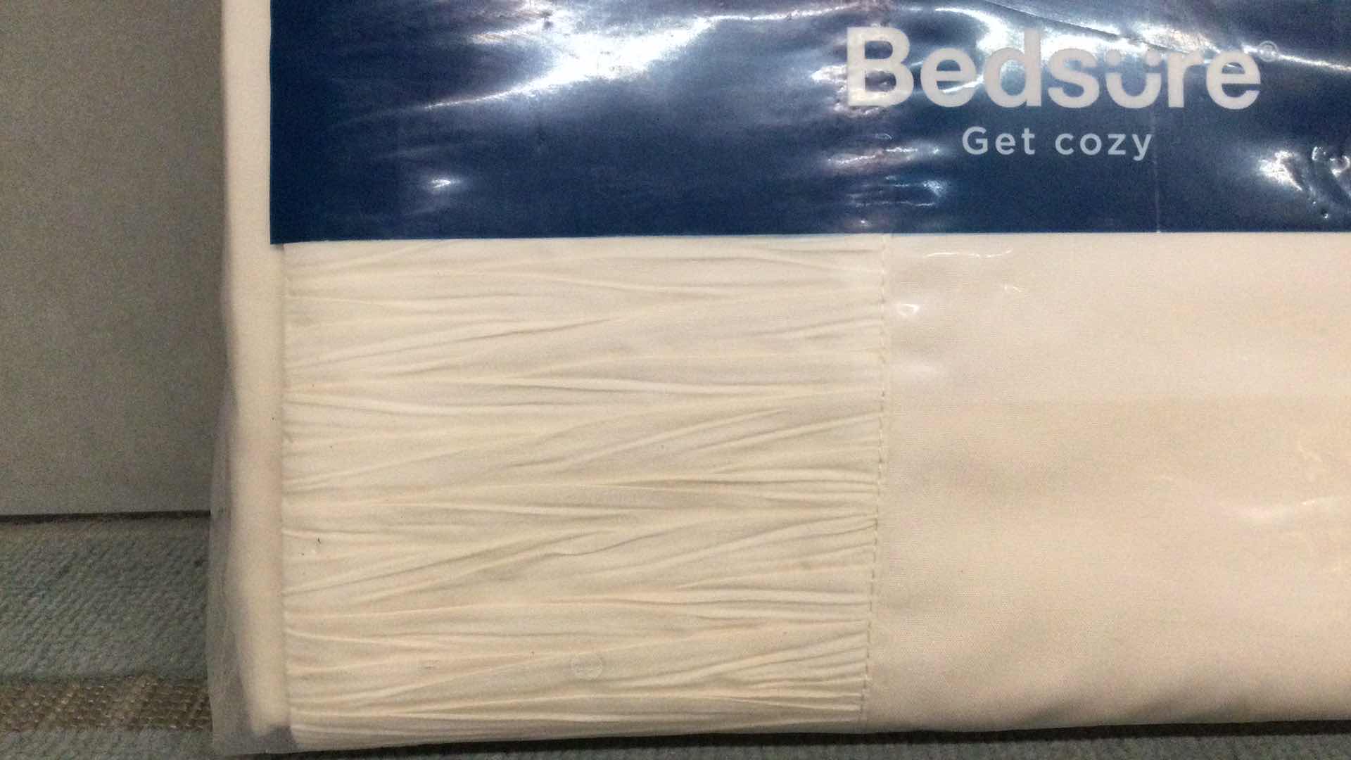 Photo 1 of BEDSURE QUEEN SIZE COLLECTIONS SHEET SET