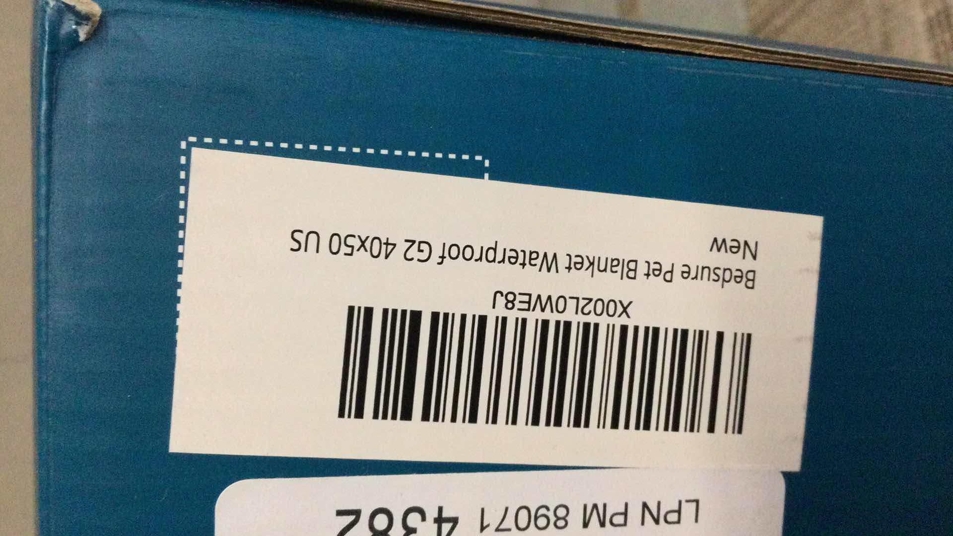 Photo 1 of BEDSURE GREY PLUSH PET BLANKET 40” X 50”