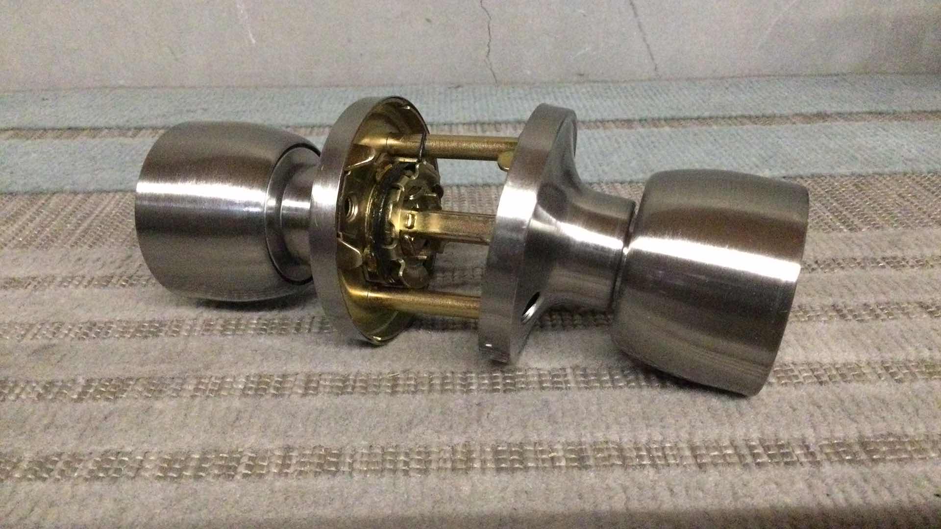 Photo 3 of NEW INTERIOR NON-LOCKING DOOR KNOB DL591SNPS BRUSHED NICKEL FINISH