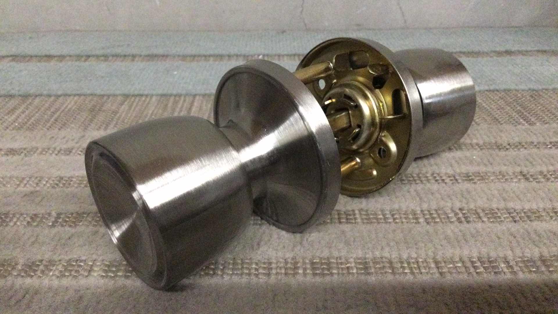 Photo 1 of NEW INTERIOR NON-LOCKING DOOR KNOB DL591SNPS BRUSHED NICKEL FINISH