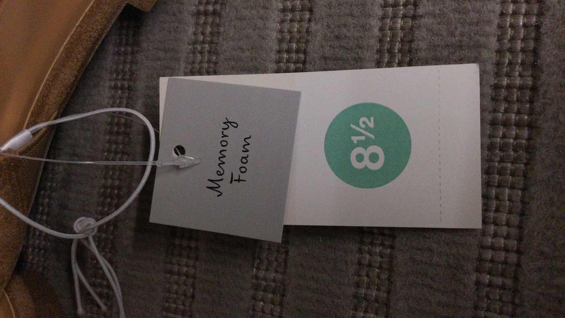 Photo 1 of A NEW DAY ADH85 THEA FLATS W/ MEMORY FOAM LADIES SIZE: 8.5 TAN