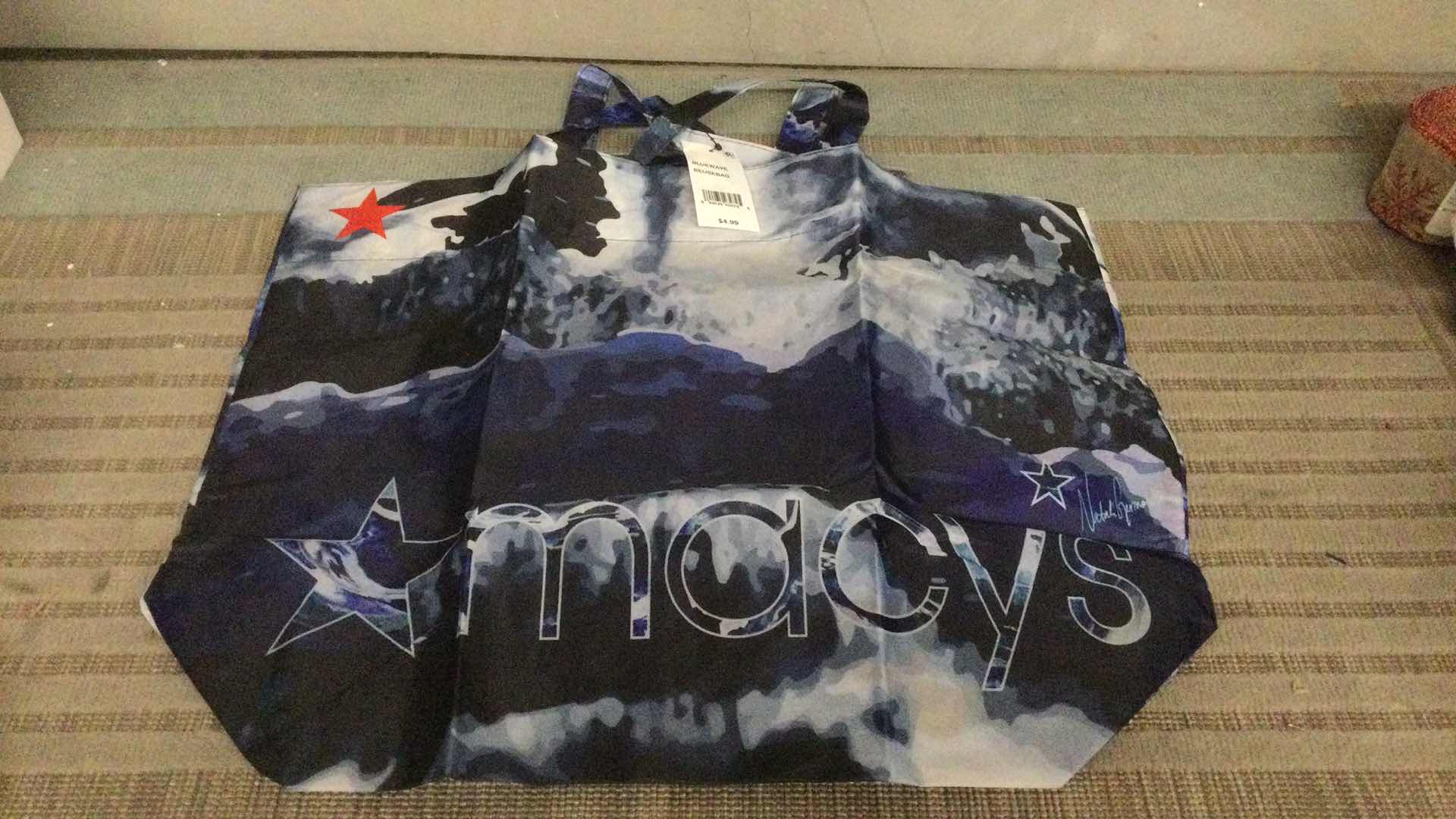 Photo 1 of MACYS OCEAN CYCLE REUSABLE BAGS QTY 5