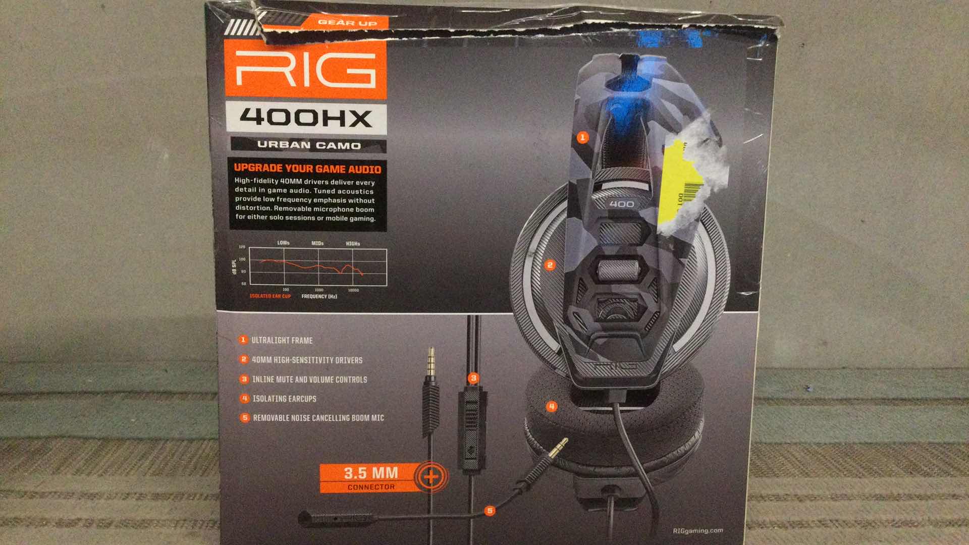 Photo 1 of RIG GEAR UP 400HX URBAN CAMO PERFORMANCE STEREO & CHAT CORDED GAMING  HEADSET FOR XBOX SERIES X & XBOX ONE