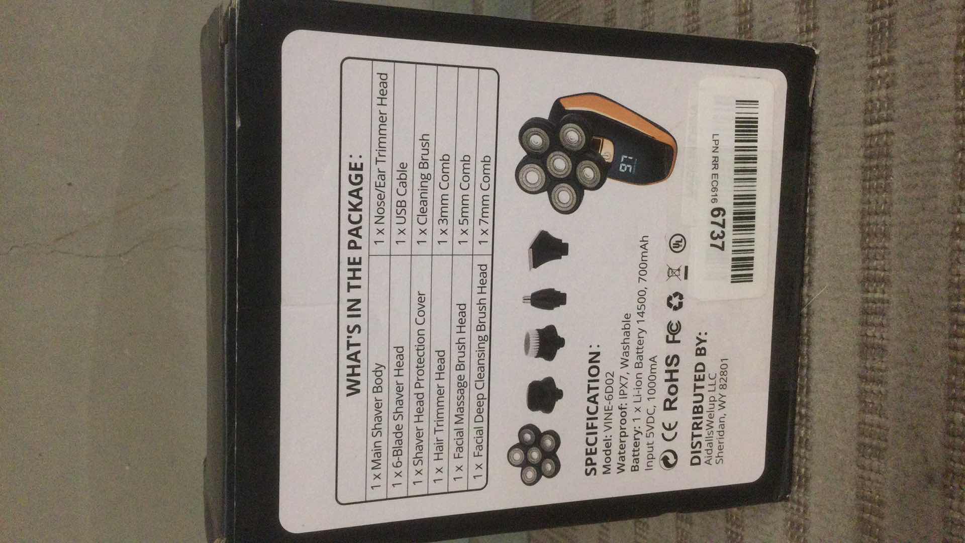 Photo 1 of AIDALLS WELLUP 6D 5-IN-1 GROOMING ELECTRIC SHAVER KIT