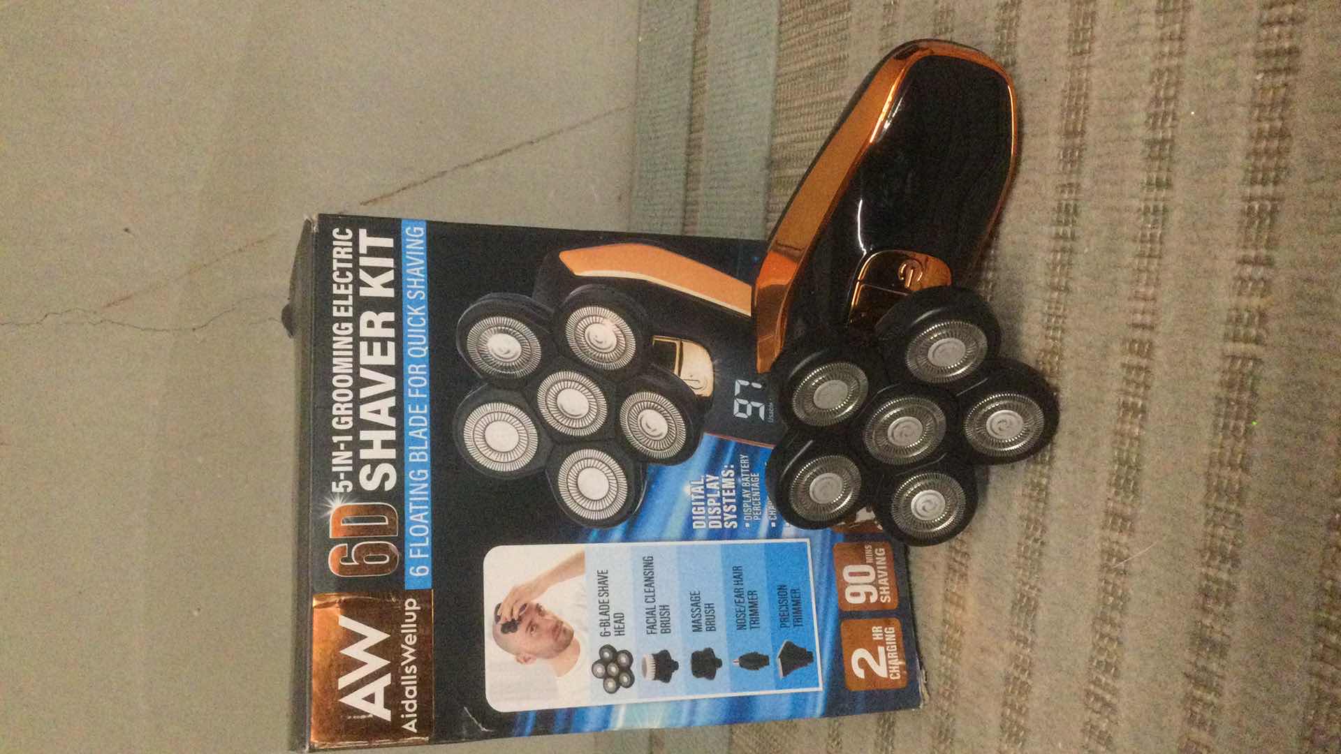 Photo 1 of AIDALLS WELLUP 6D 5-IN-1 GROOMING ELECTRIC SHAVER KIT
