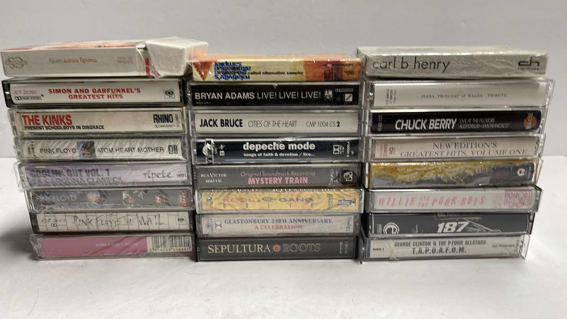 Photo 1 of VINTAGE CLASSIC ROCK CASSETTE TAPES