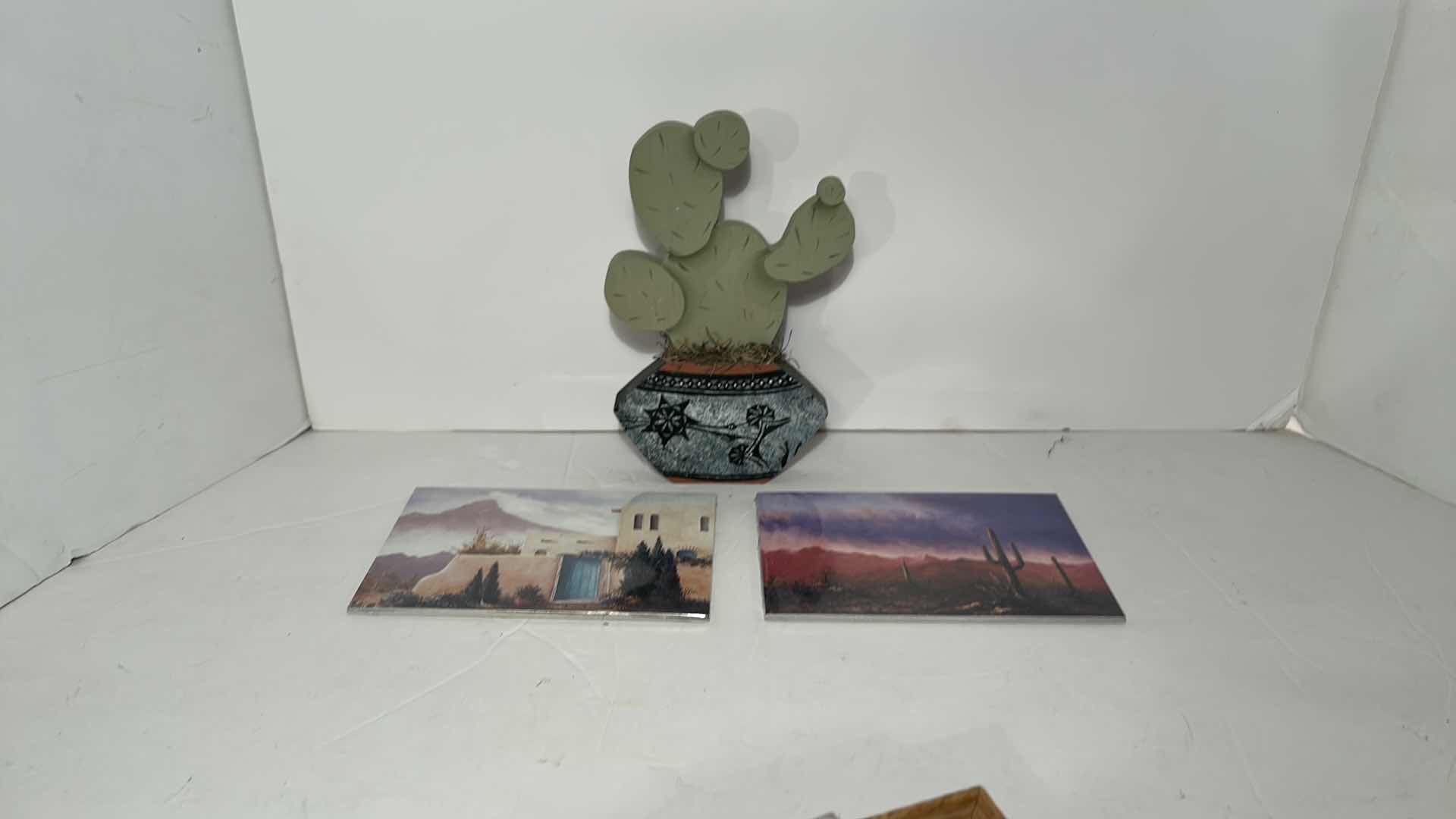Photo 1 of 11- SOUTHWEST HOME DECOR COLLECTIBLES