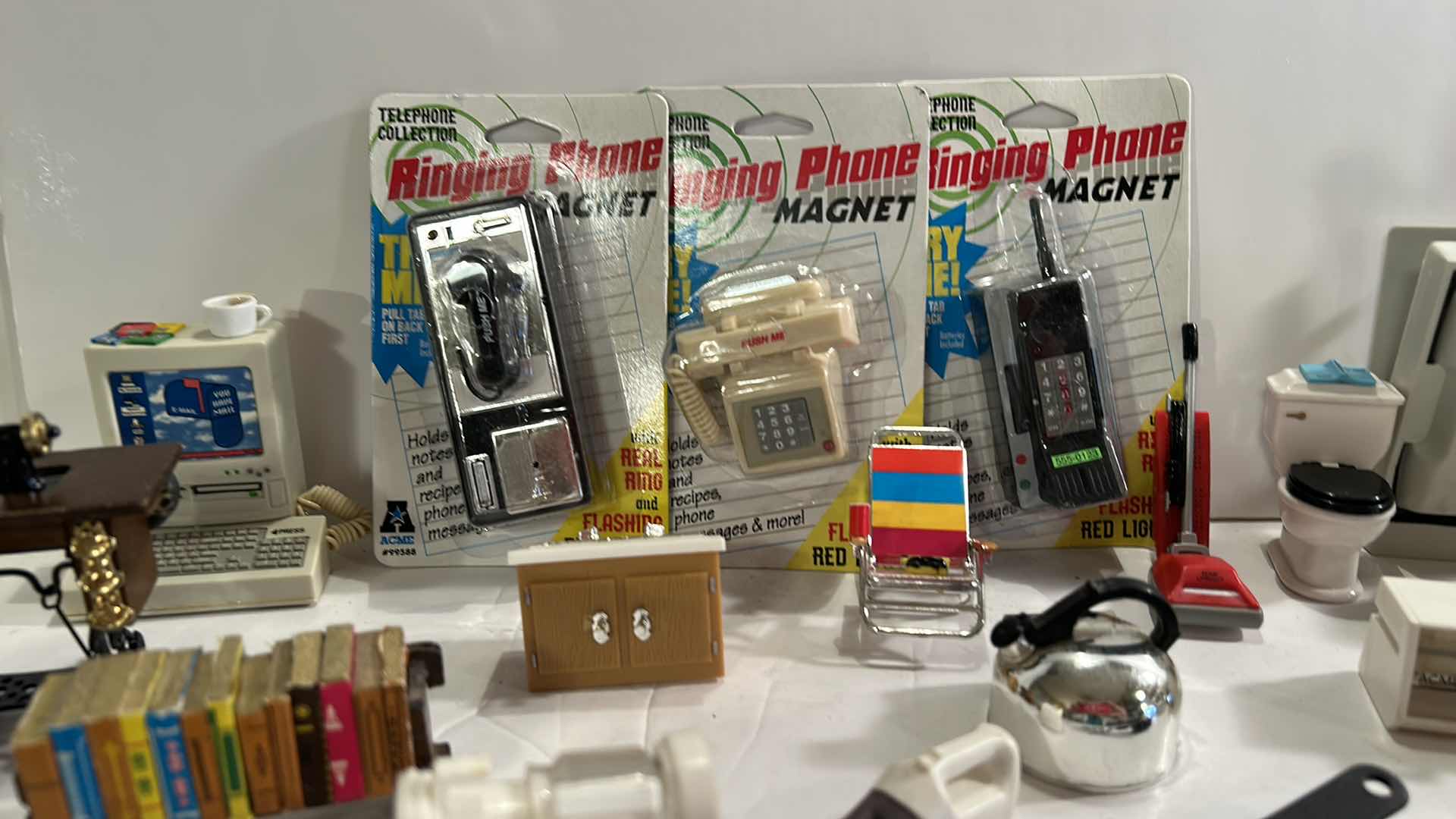 Photo 1 of COLLECTIBLE MAGNET ASSORTMENT