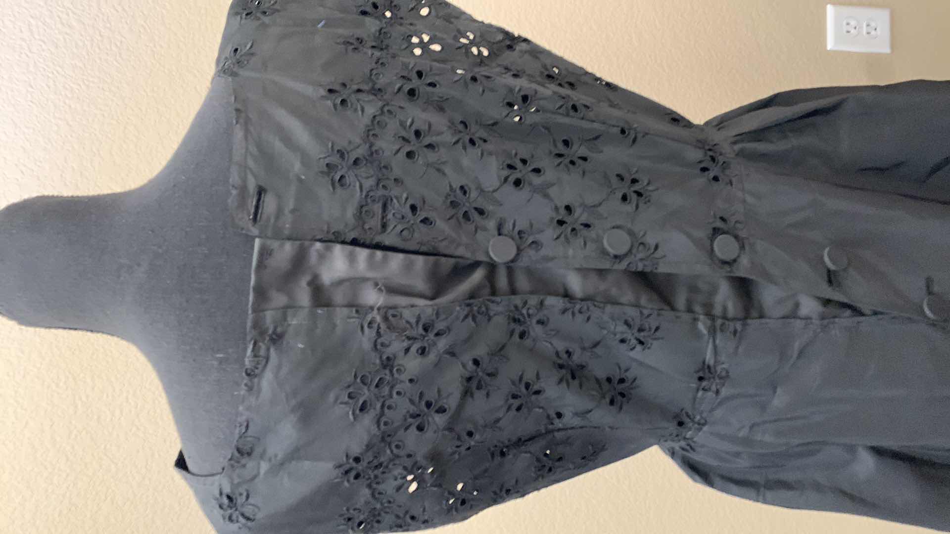 Photo 5 of BLACK FLOOR LENGTH DRESS SIZE MEDIUM