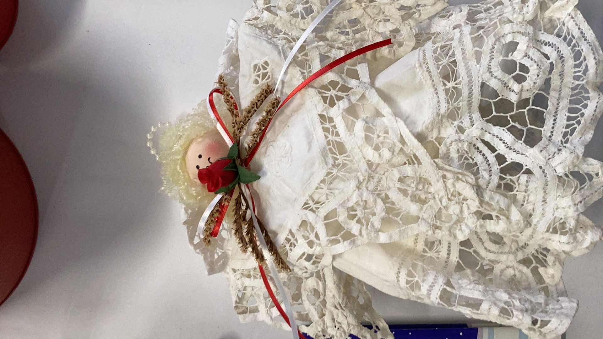 Photo 4 of ASSORTED CHRISTMAS DECORATIONS