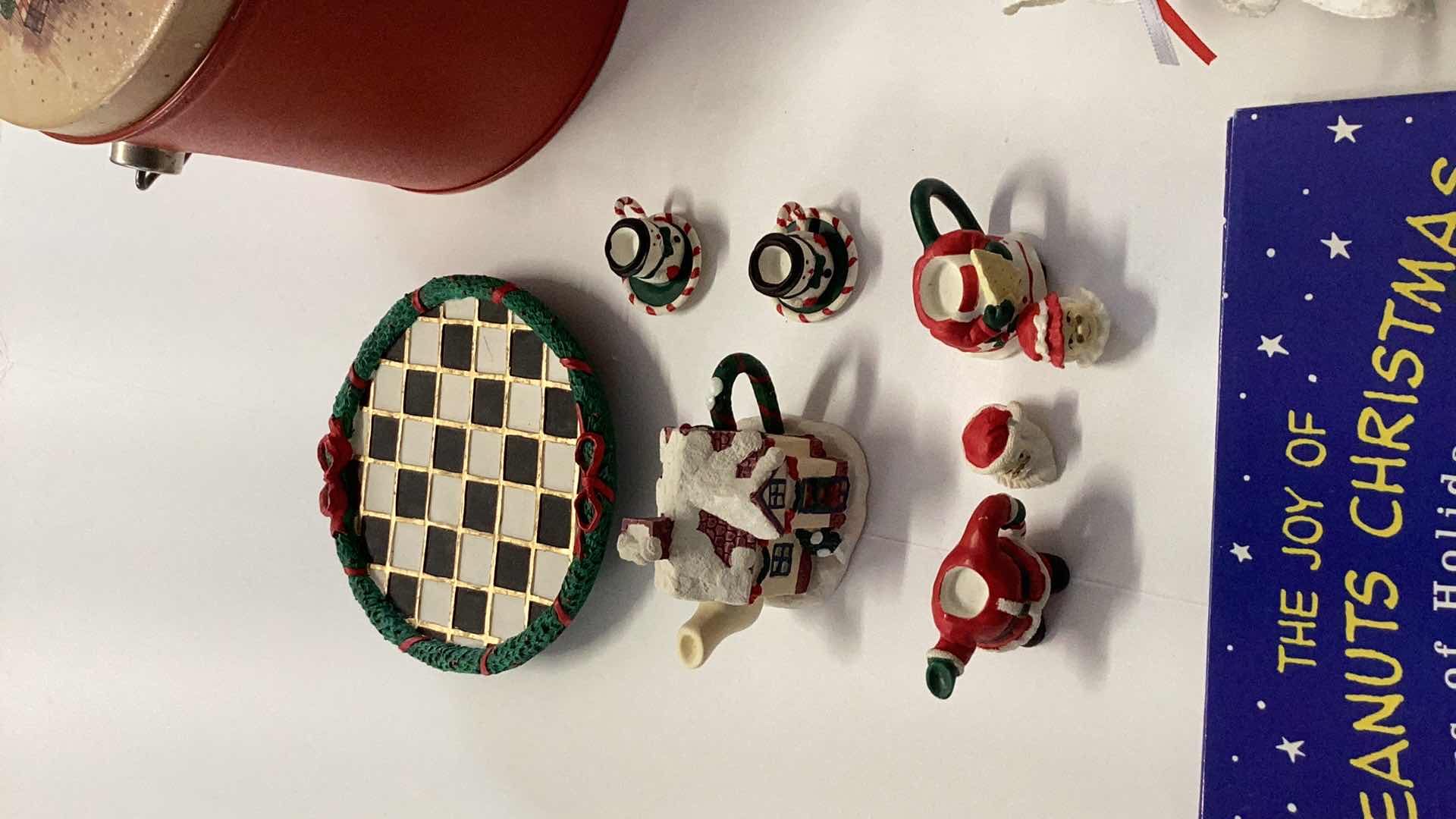 Photo 2 of ASSORTED CHRISTMAS DECORATIONS