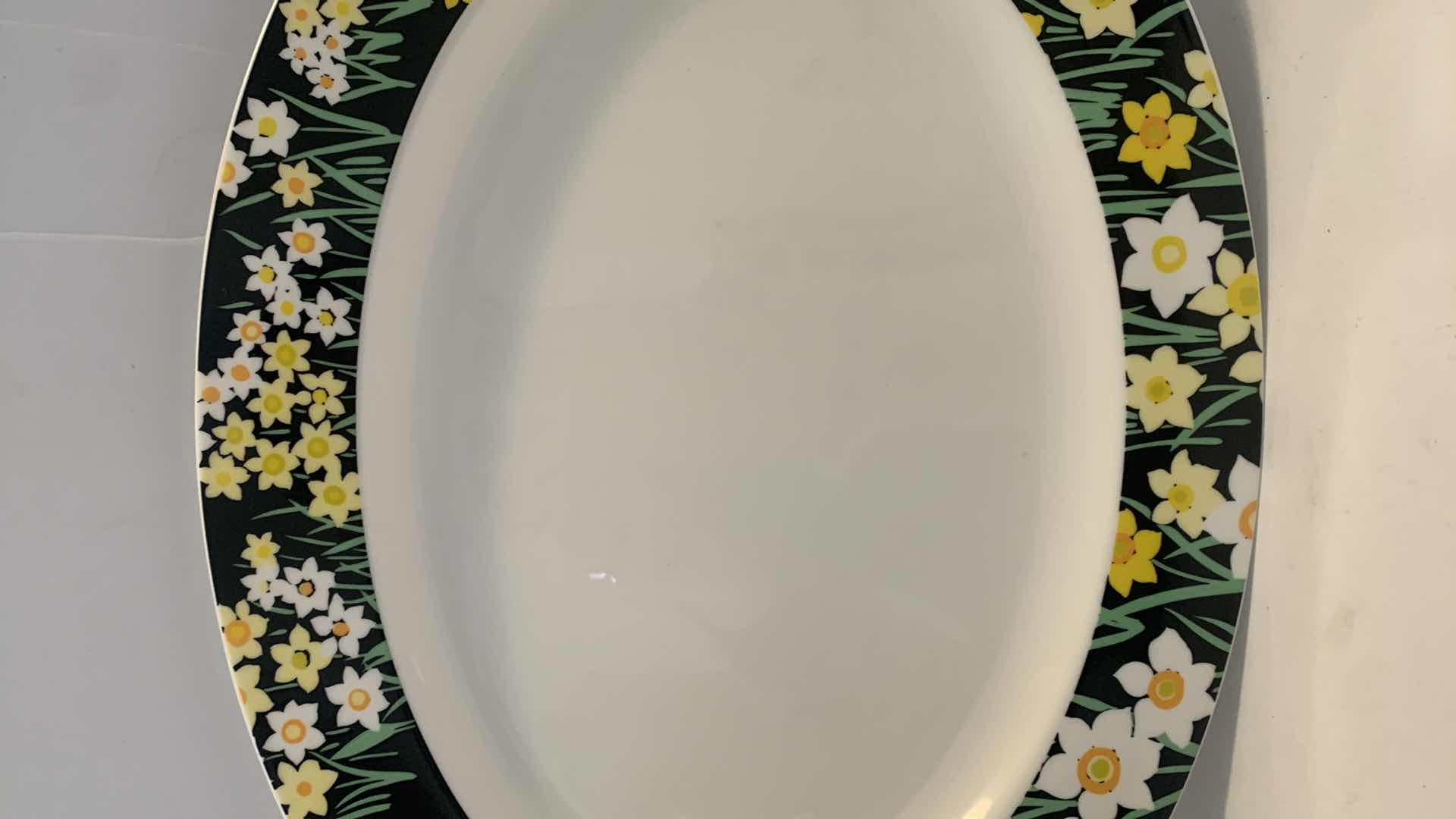 Photo 1 of MIKASA BONE CHINA PLATTER