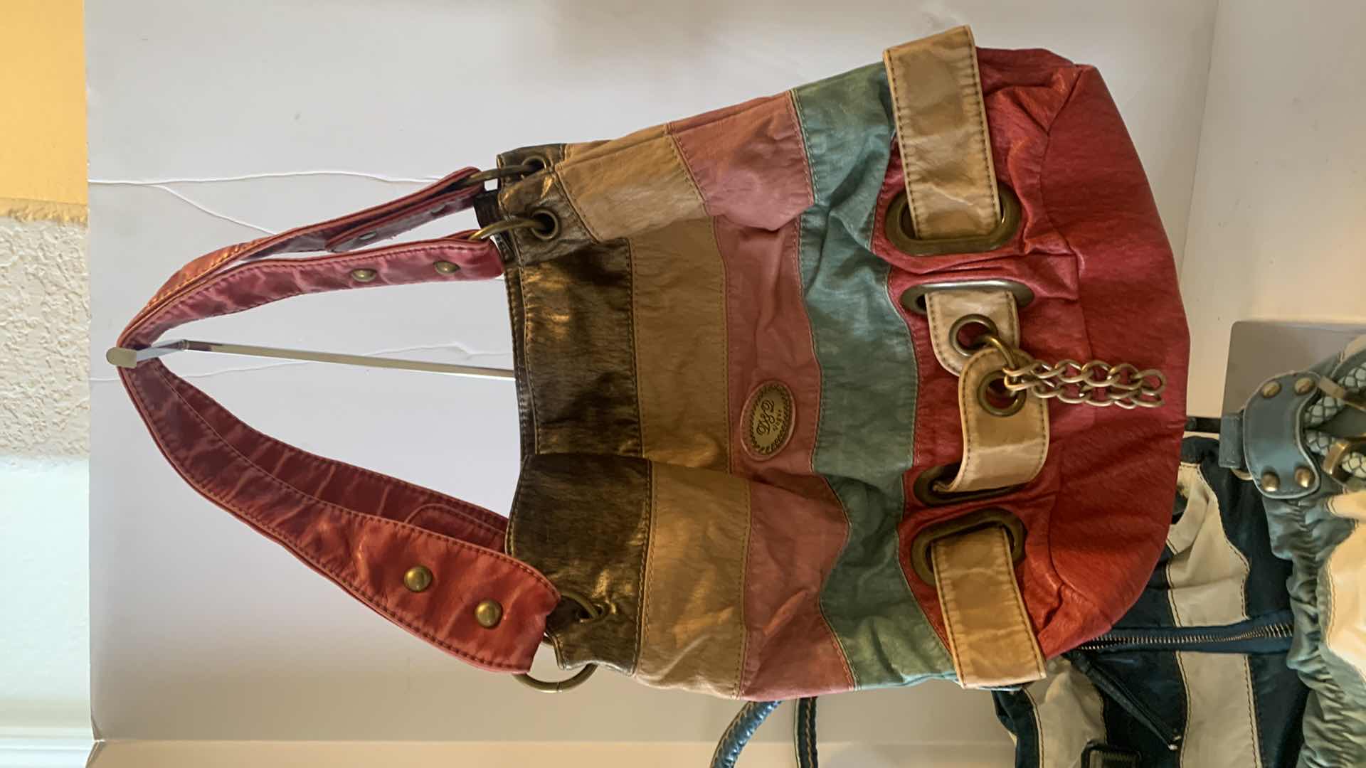 Photo 1 of 4 WOMENS PURSES