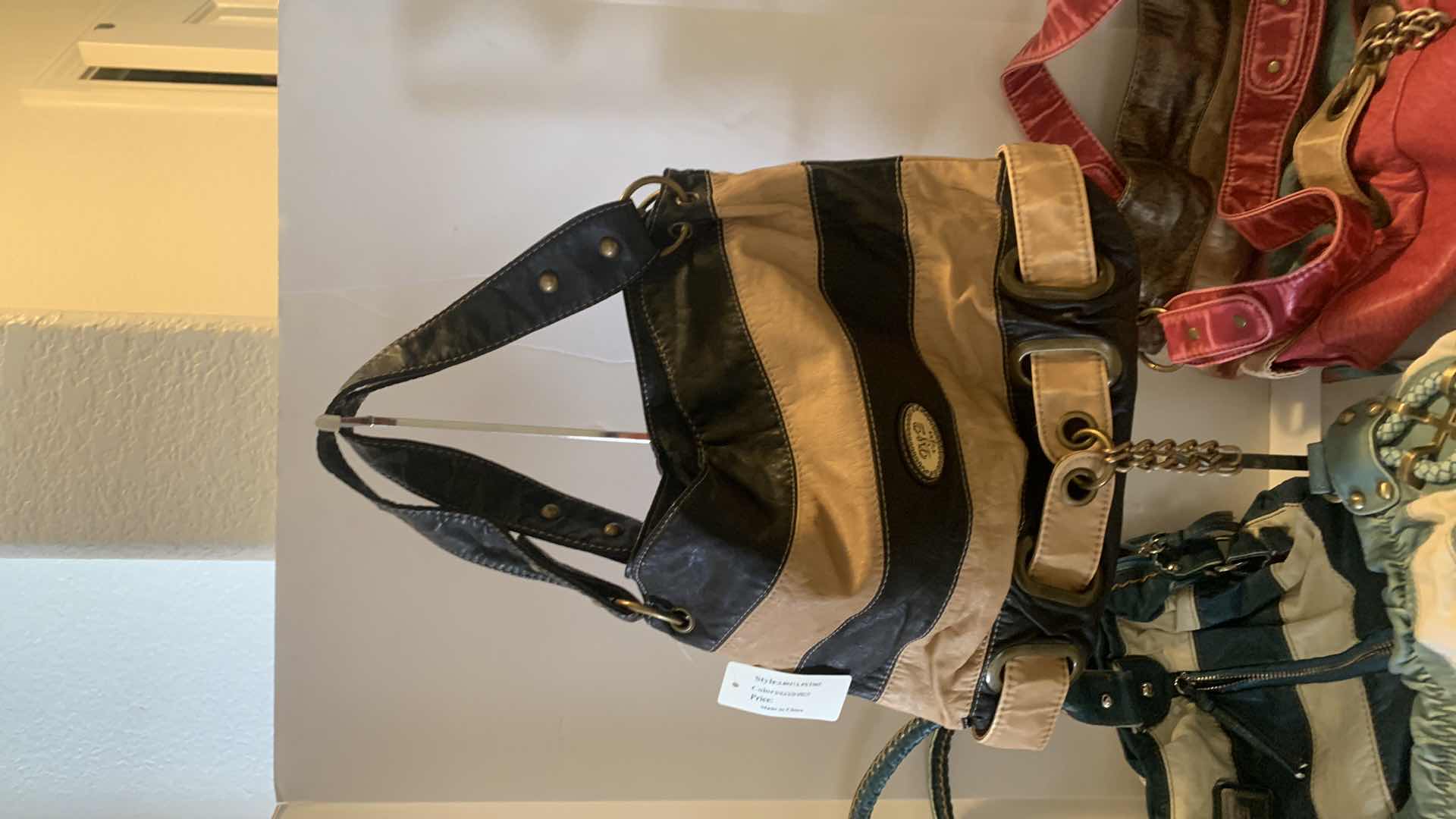 Photo 1 of 4 WOMENS PURSES