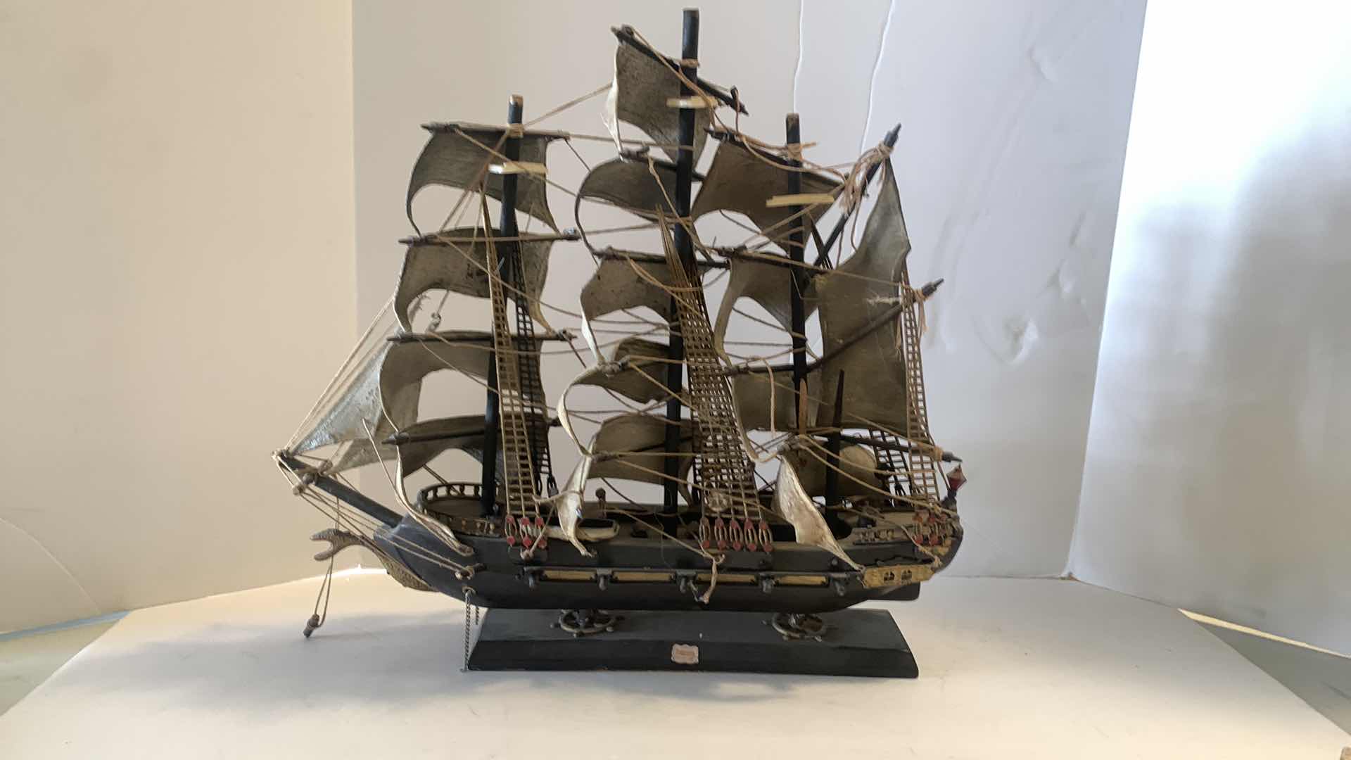 Photo 7 of FRAGATA ESPANOLA WOOD SAILING SHIP REPLICA