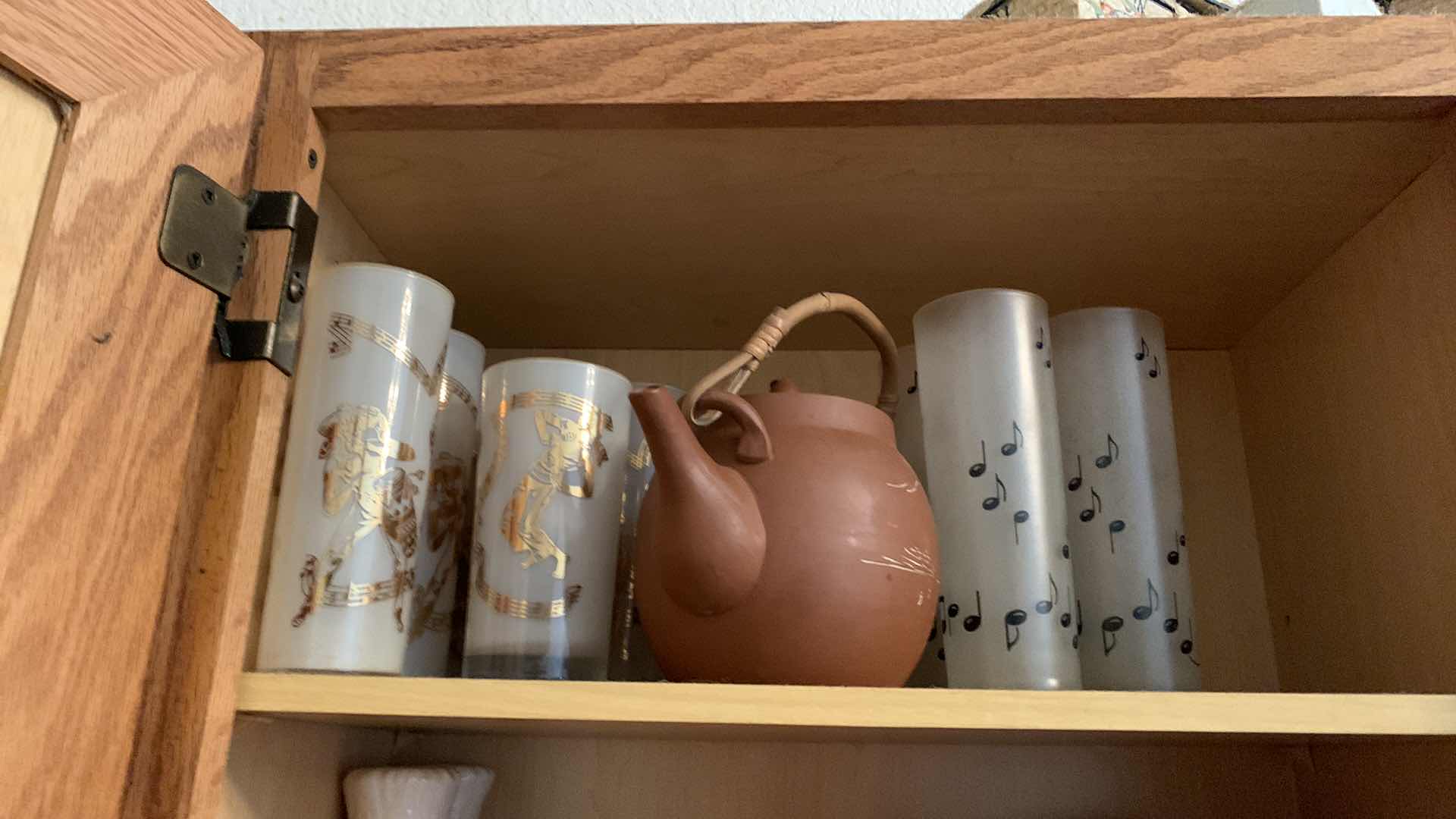 Photo 1 of CONTENTS OF CABINET