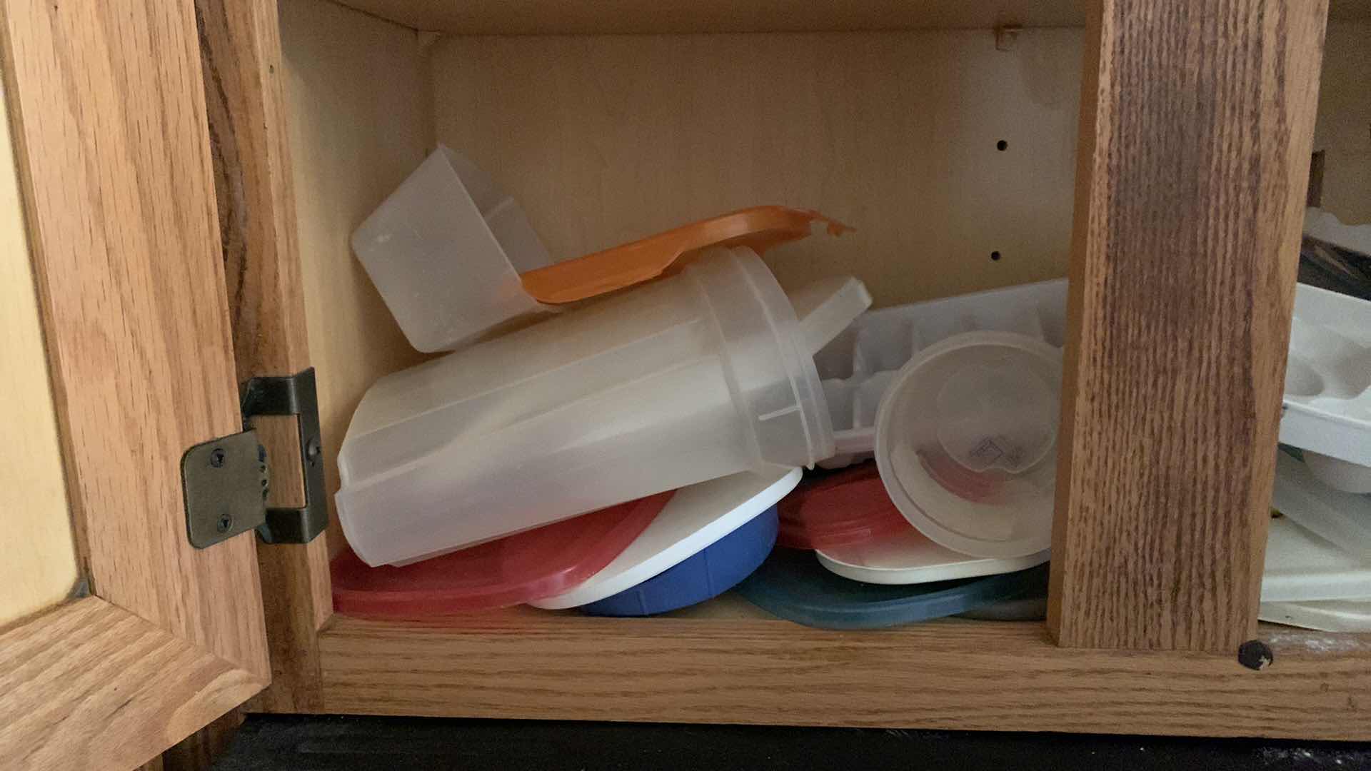 Photo 1 of CONTENTS OF CABINET