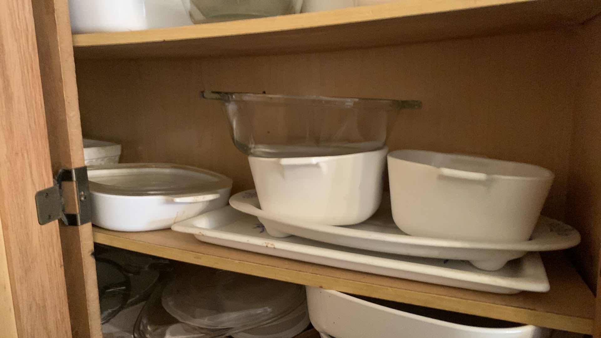 Photo 1 of CONTENTS OF CABINET