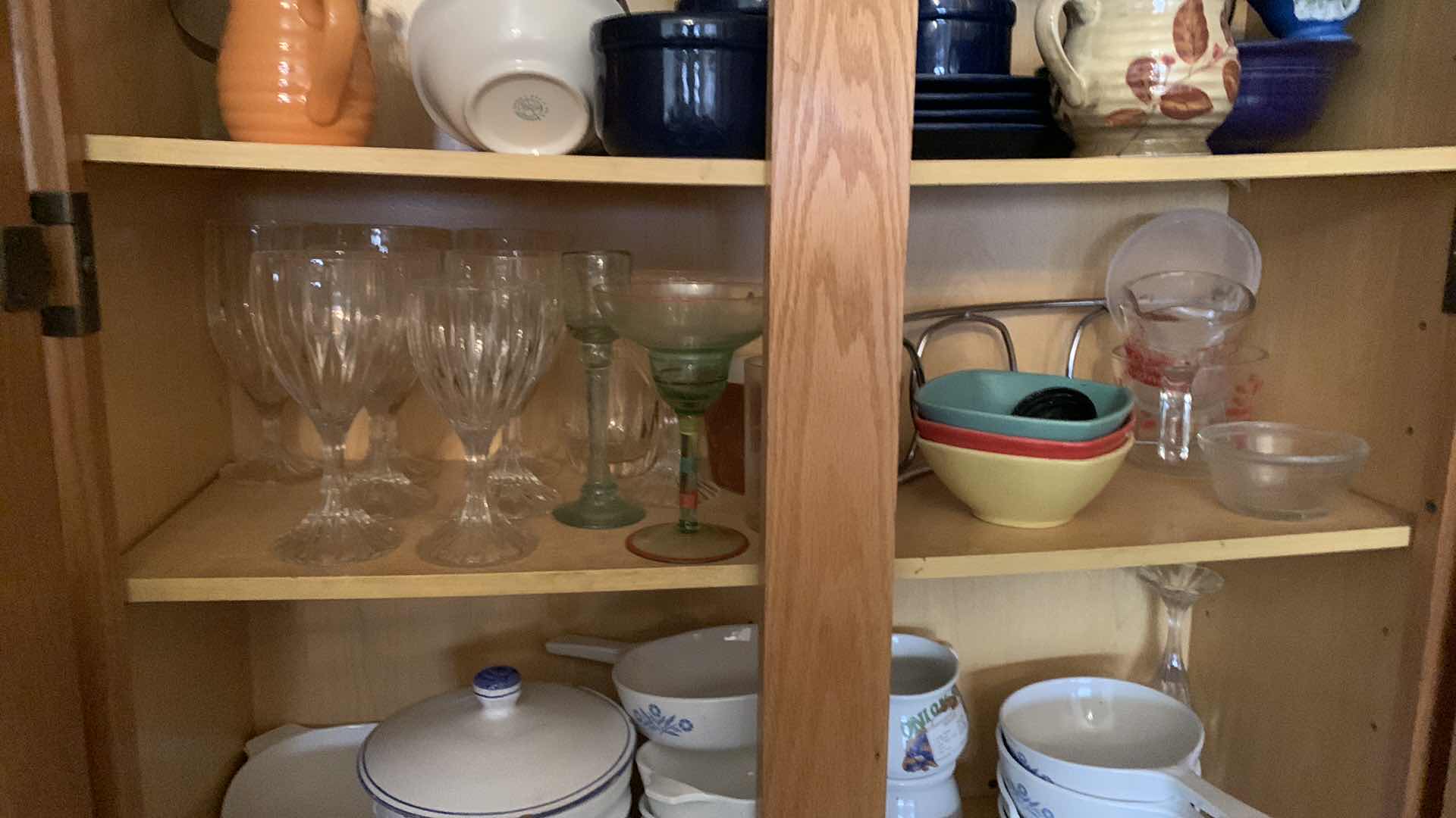 Photo 1 of CONTENTS OF CABINET