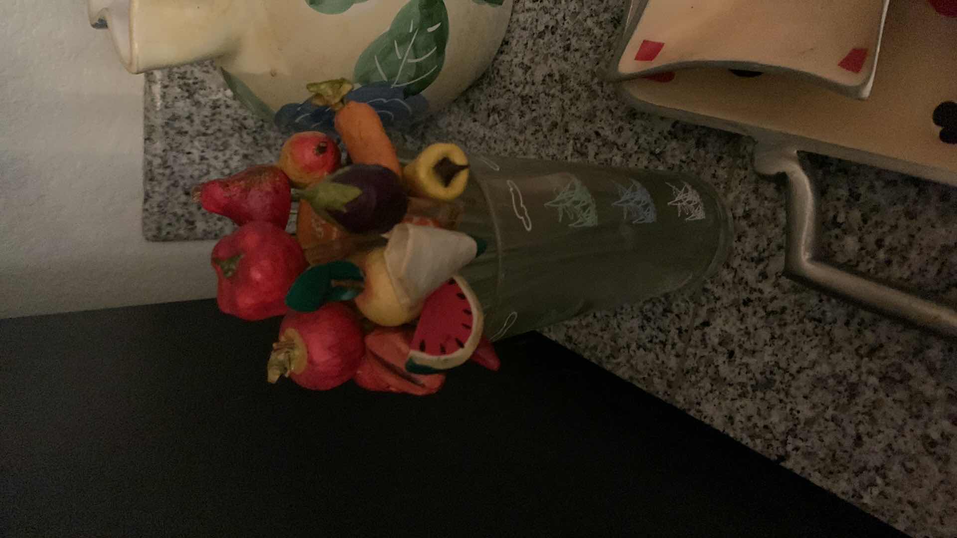 Photo 1 of KITCHEN DECOR ASSORTMENT