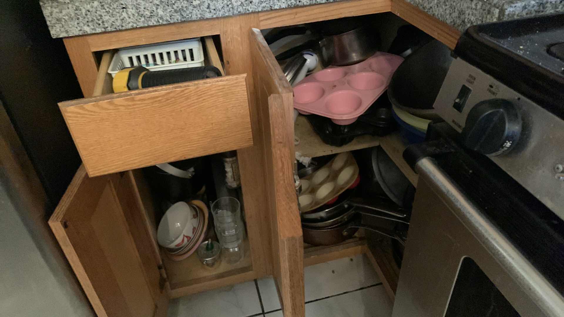Photo 1 of CONTENTS OF CABINET