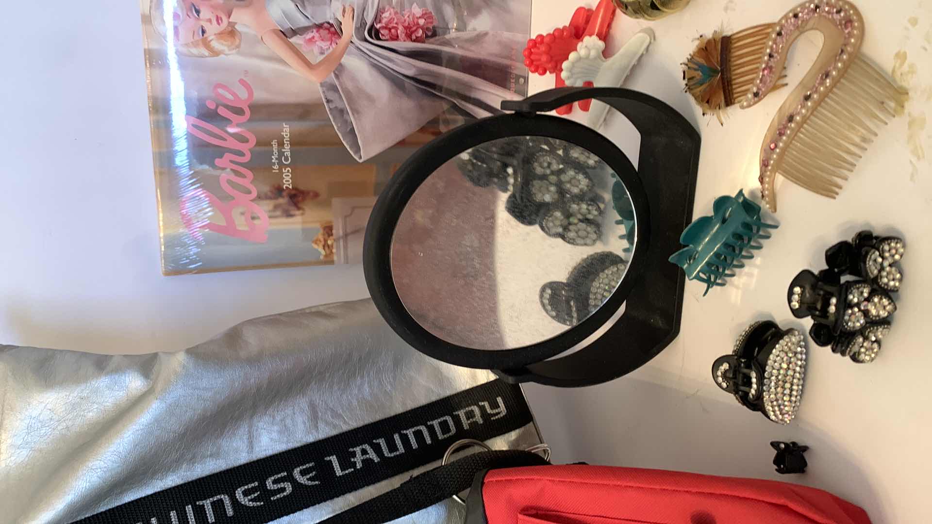 Photo 1 of MISC WOMENS / GIRLS ACCESSORIES ASSORTMENT