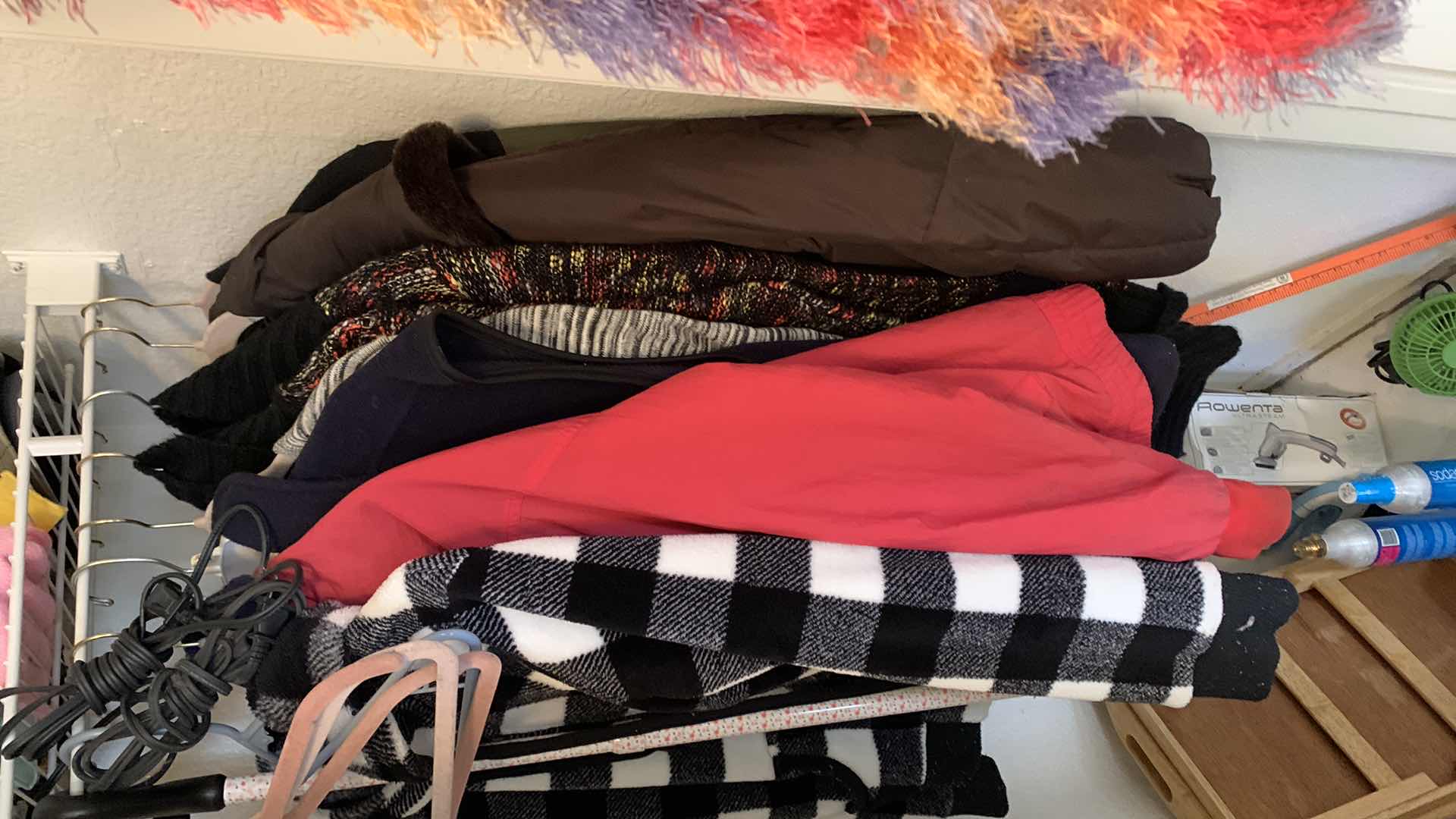 Photo 7 of CONTENTS OF CLOSET