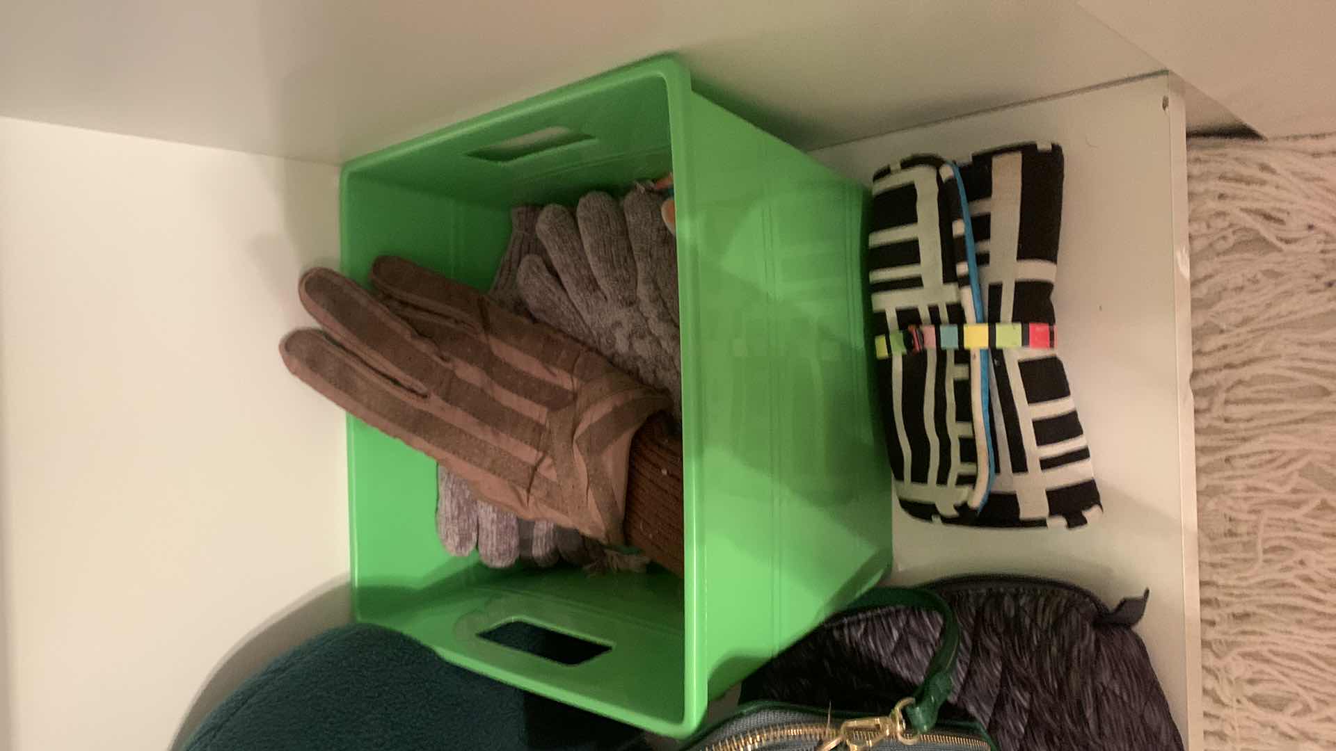 Photo 4 of CONTENTS OF CABINET