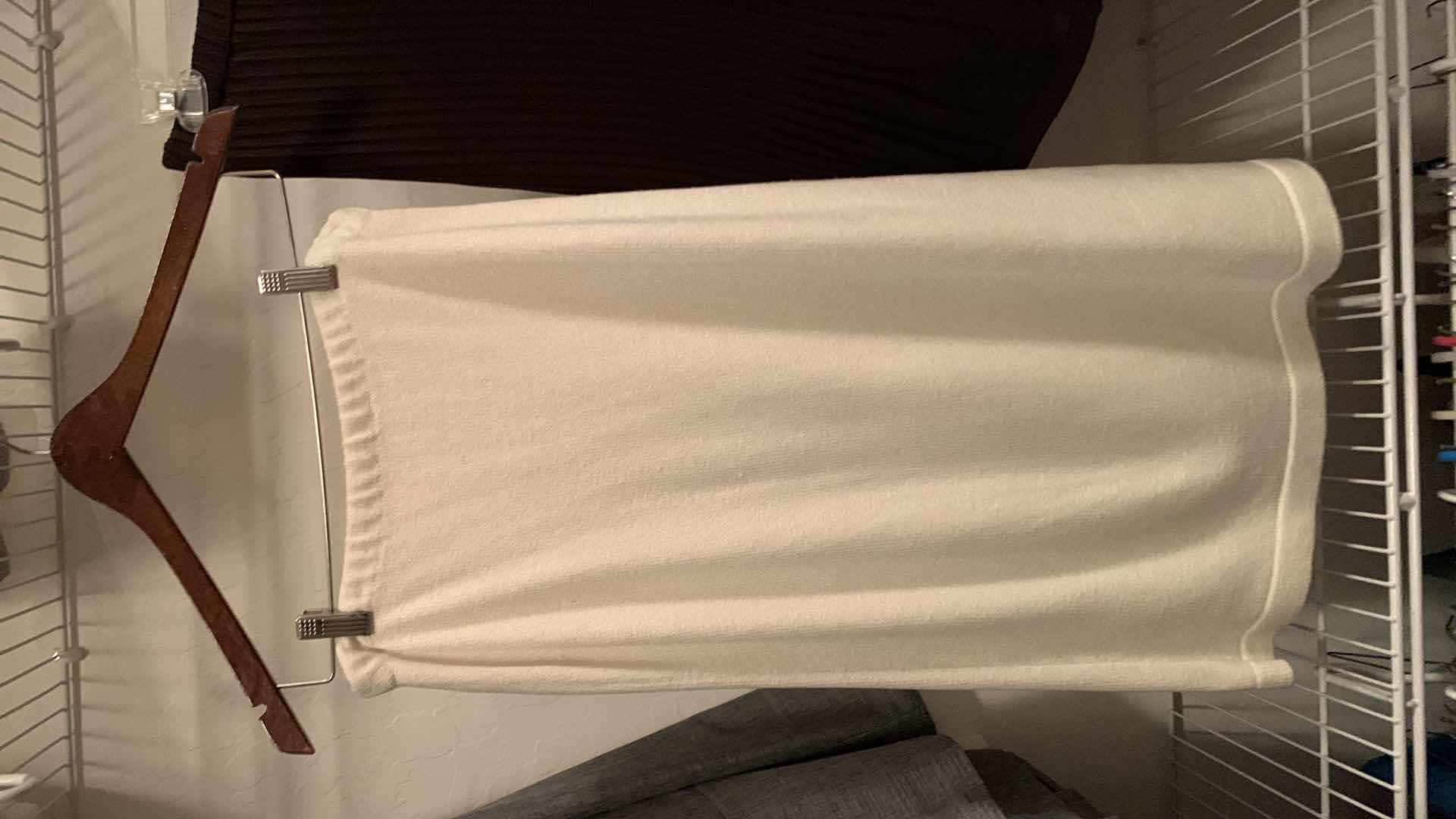 Photo 1 of 10 LADIES SKIRTS SIZE L XL