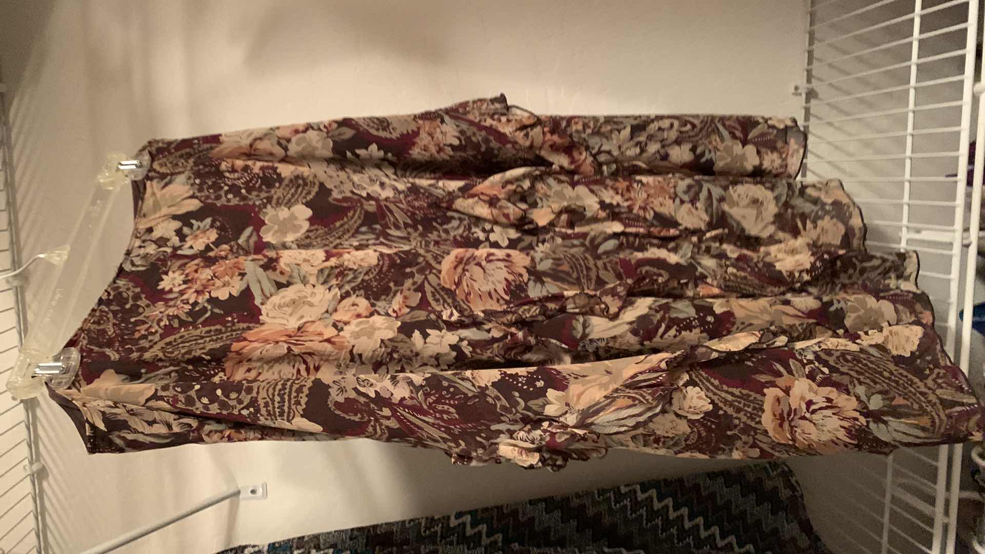 Photo 1 of 10 LADIES SKIRTS SIZE L XL