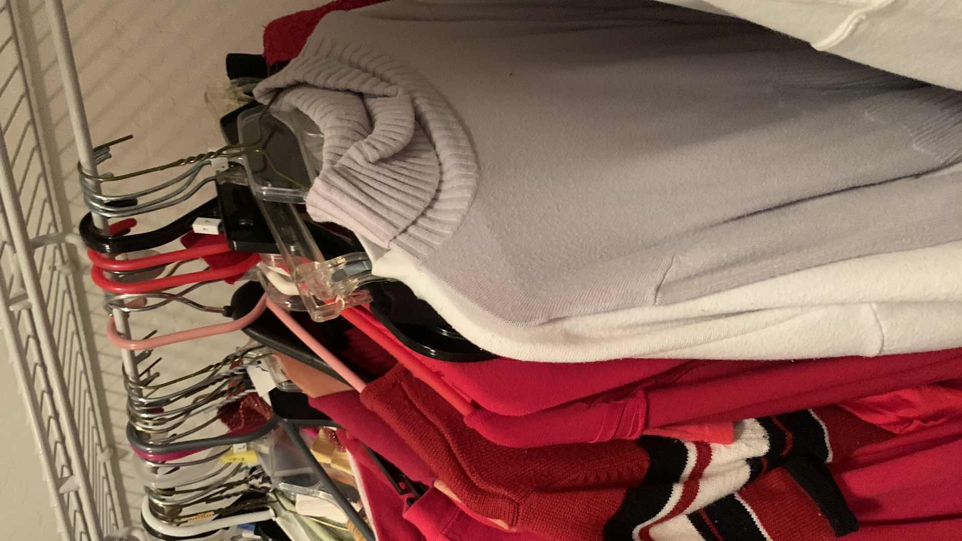 Photo 1 of 50 PCS WOMENS CLOTHING L XL TOPS SWEATERS