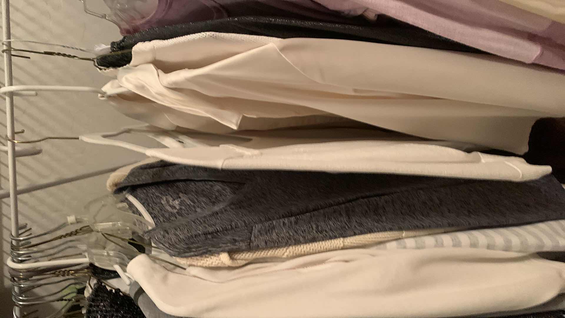 Photo 1 of 50 PCS WOMENS CLOTHING L XL TOPS SWEATERS