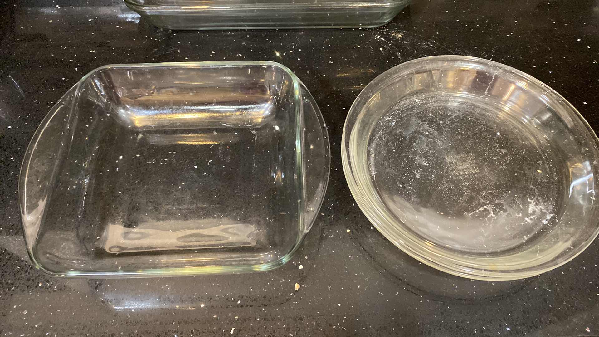 Photo 1 of 6 BAKEWARE