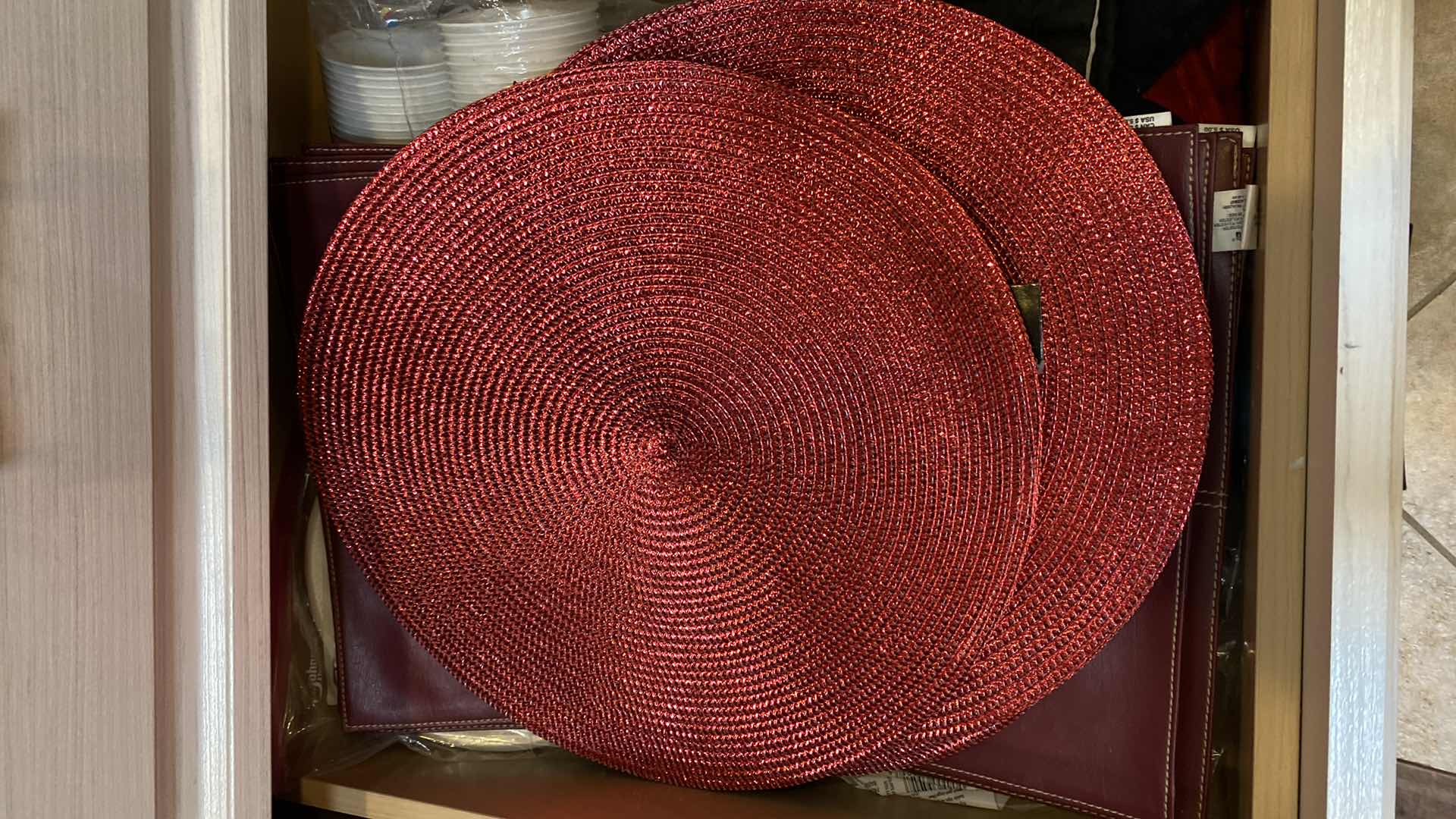 Photo 1 of CONTENTS OF DRAWER-16 PLACEMATS KITCHEN TOWELS POT HOLDERS PLASTIC CUPS