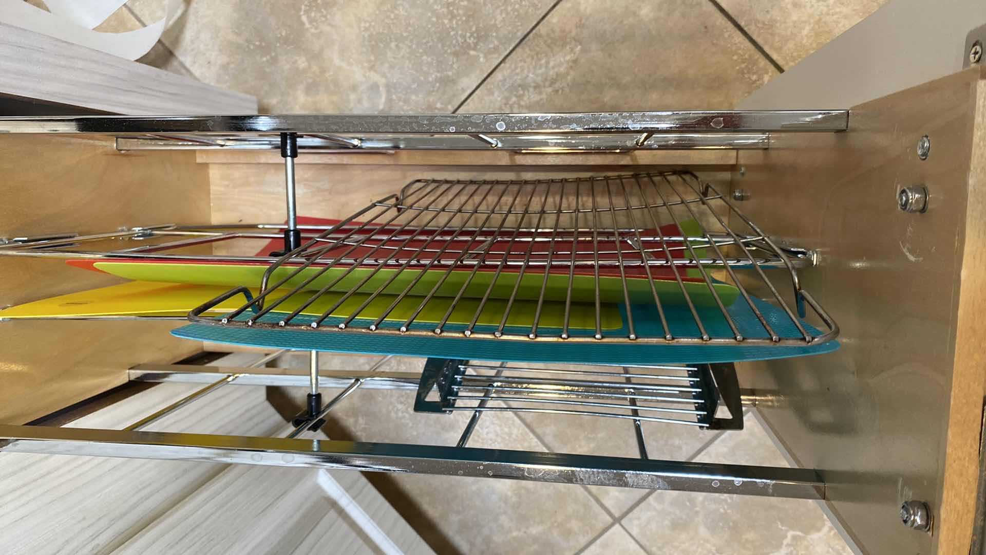 Photo 1 of CONTENTS OF CABINET BAKING SHEETS AND RACK