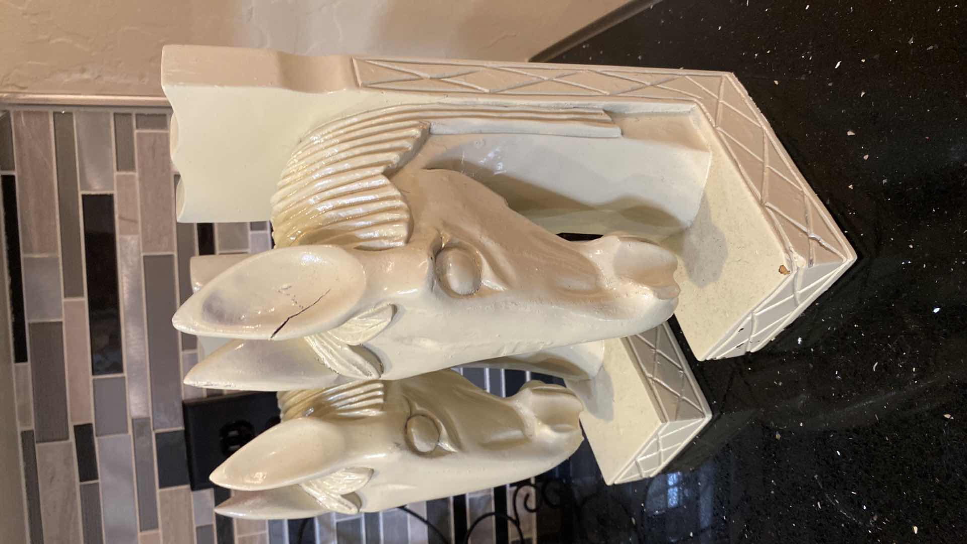 Photo 1 of HORSE HEAD BOOK ENDS H12”