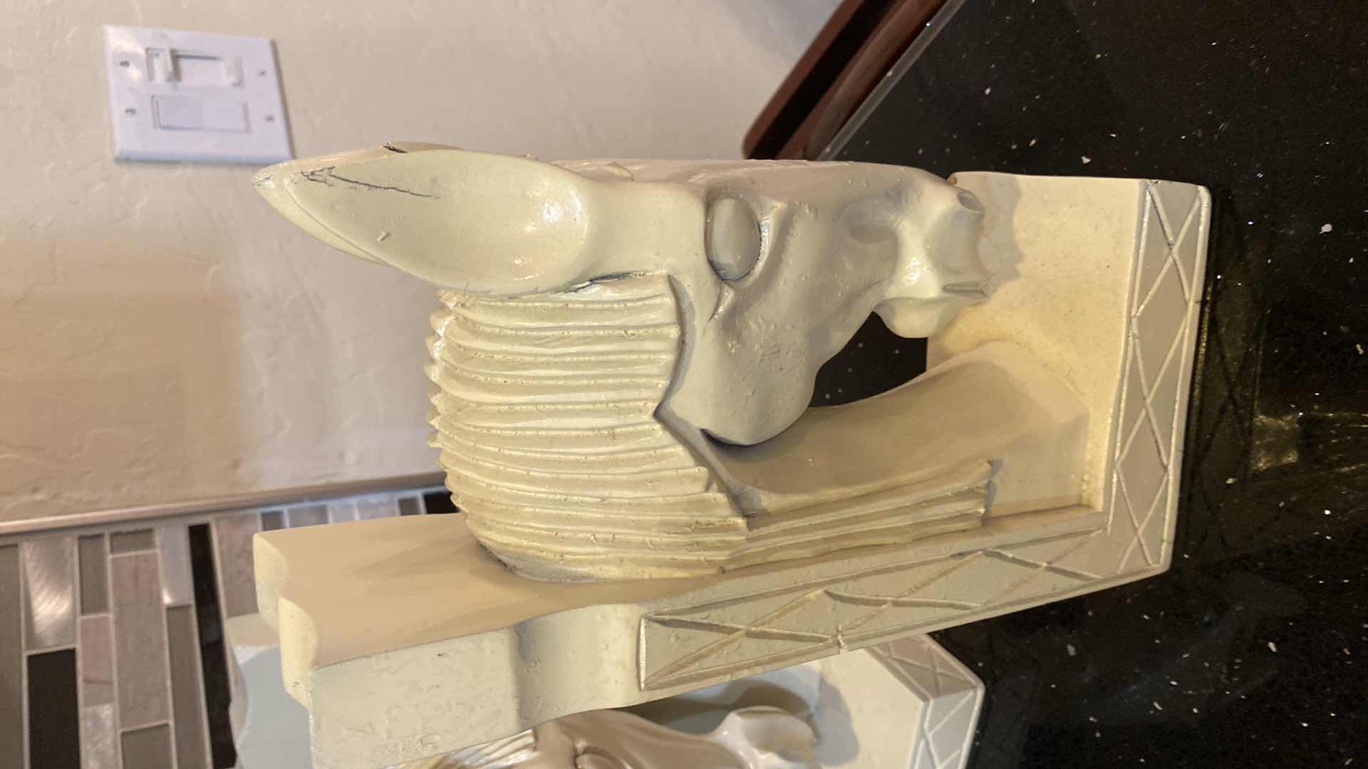 Photo 1 of HORSE HEAD BOOK ENDS H12”