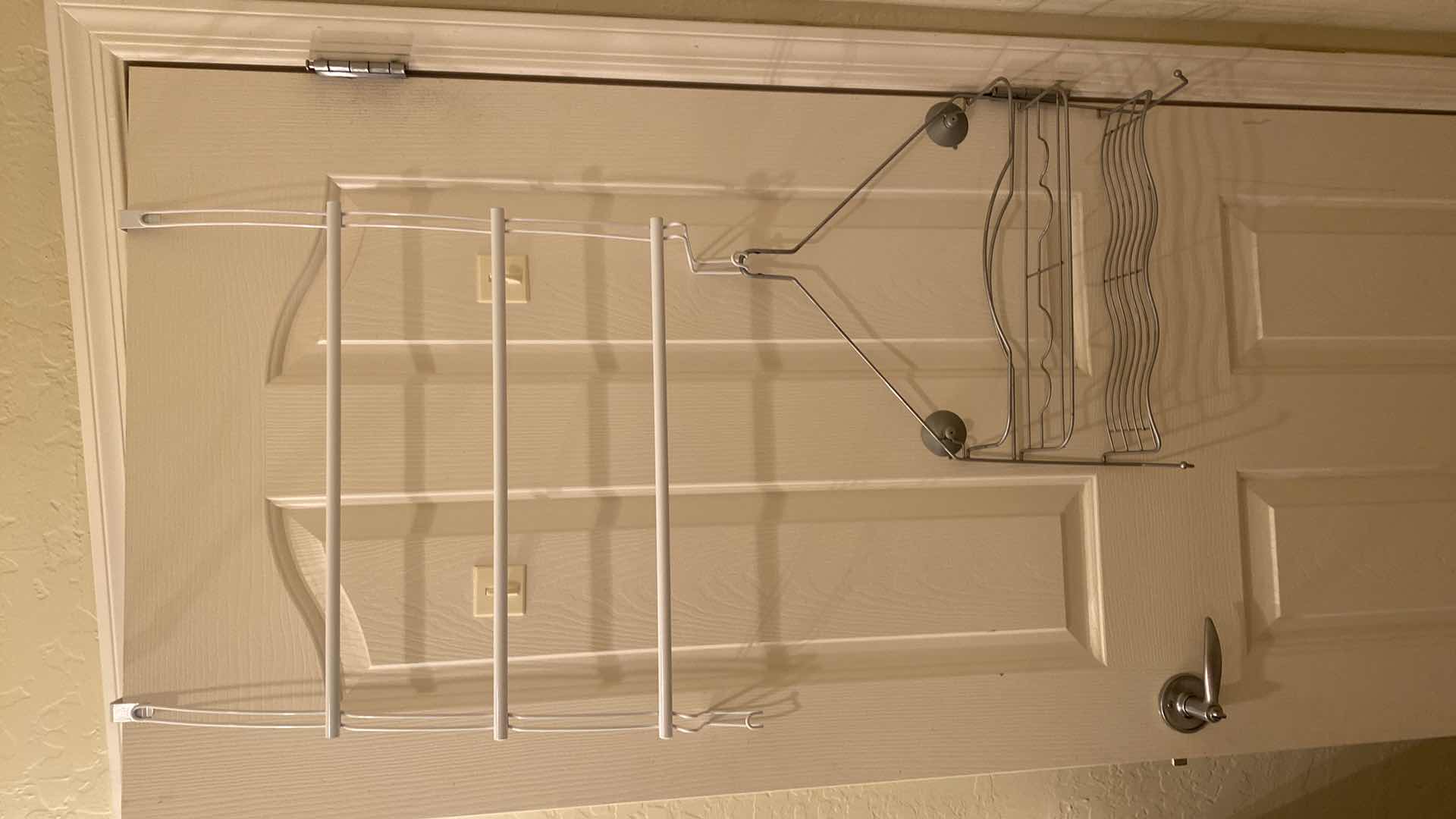 Photo 1 of SHOWER CADY AND OVER DOOR HANGER