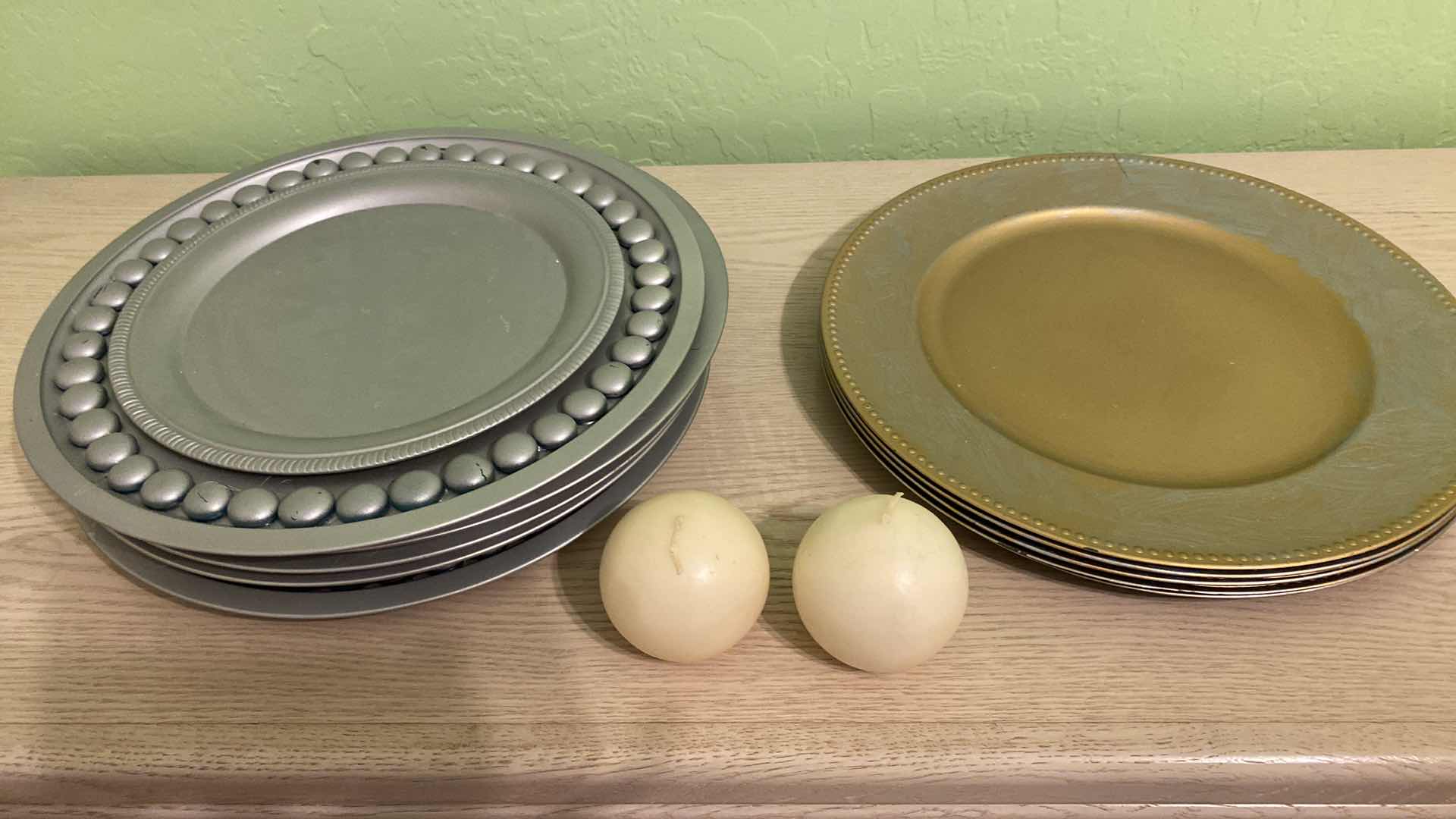 Photo 1 of 10 CHARGER PLATES AND CANDLES
