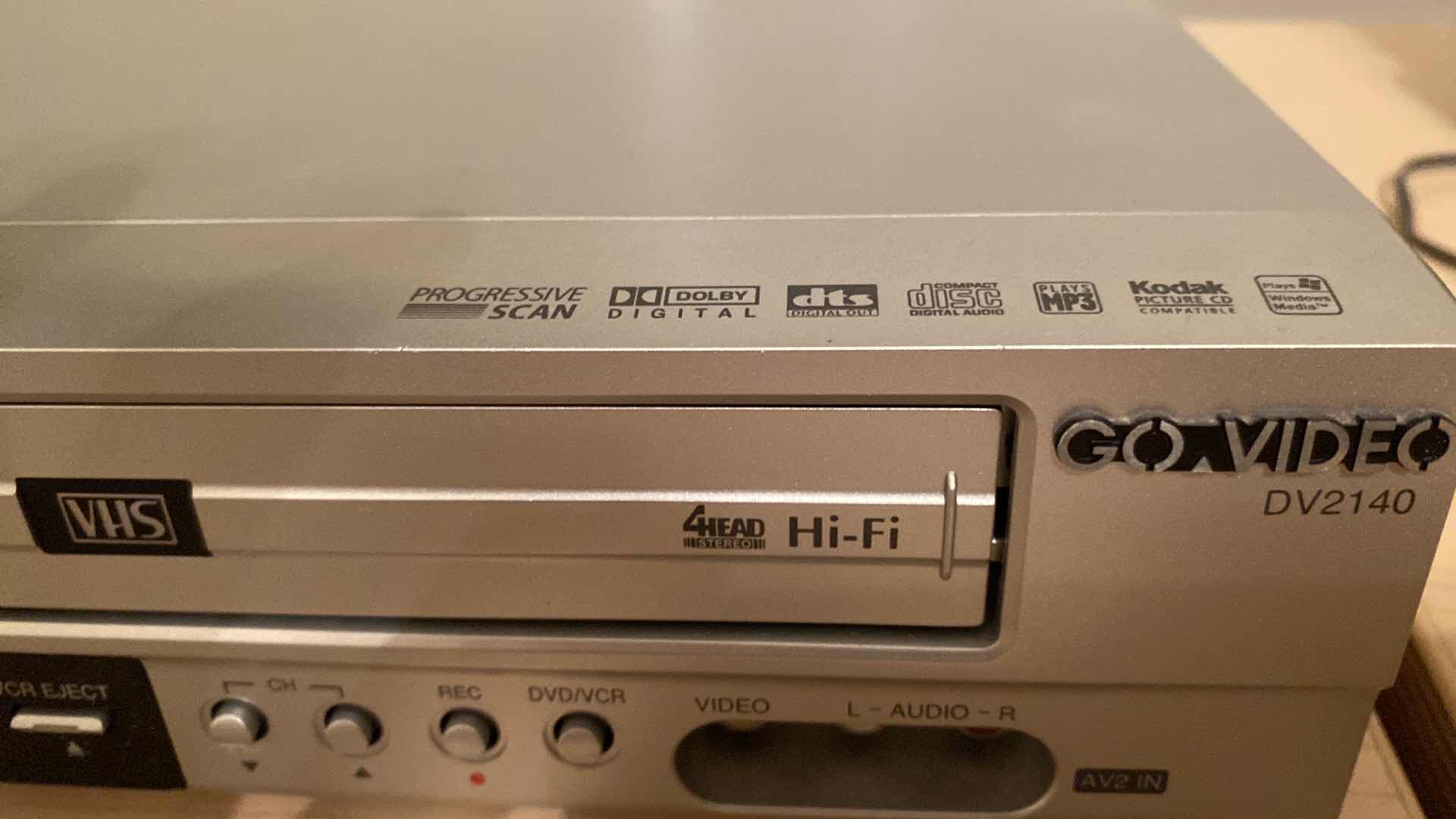 Photo 1 of GO VIDEO DVD VHS PLAYER NO REMOTE POWERS ON